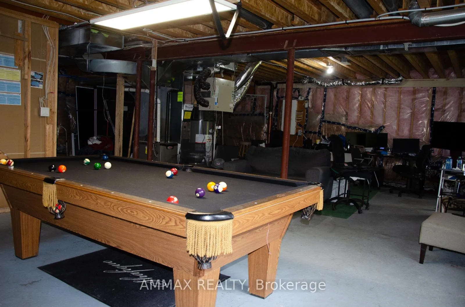 Photo 34 of 261 Bruce Cameron Drive, Clarington, Bowmanville — HOMEH