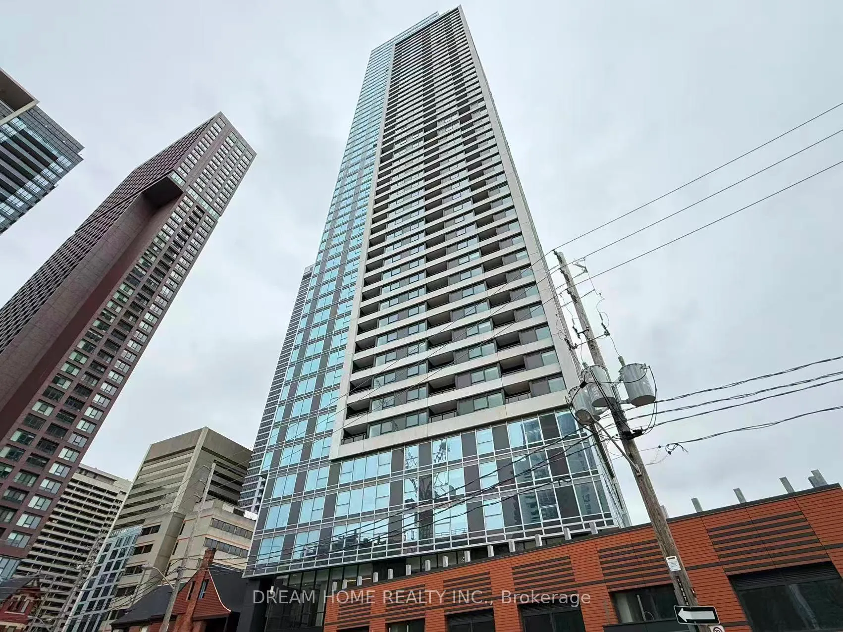 Photo 1 of Unit 1403, 609 Sherbourne Street, Toronto, North St. James Town — HOMEH
