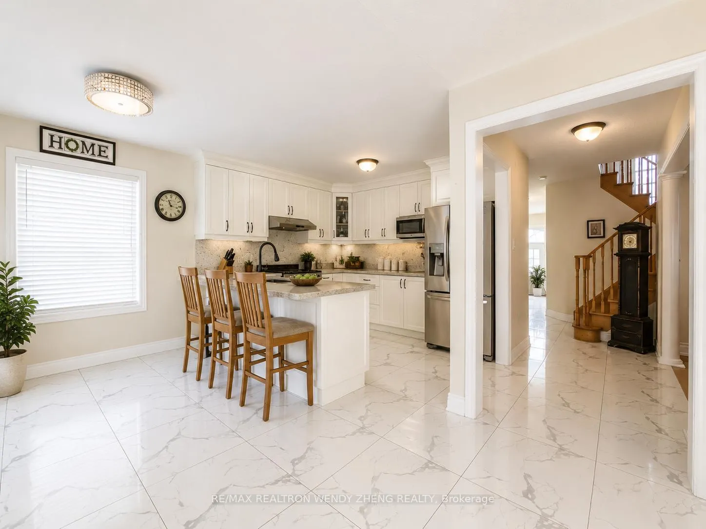 Photo 4 of 106 Domingo Street, Vaughan, Vellore Village — HOMEH