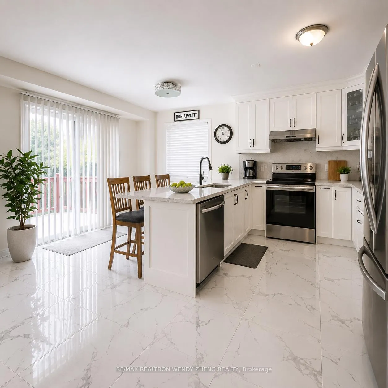 Photo 7 of 106 Domingo Street, Vaughan, Vellore Village — HOMEH