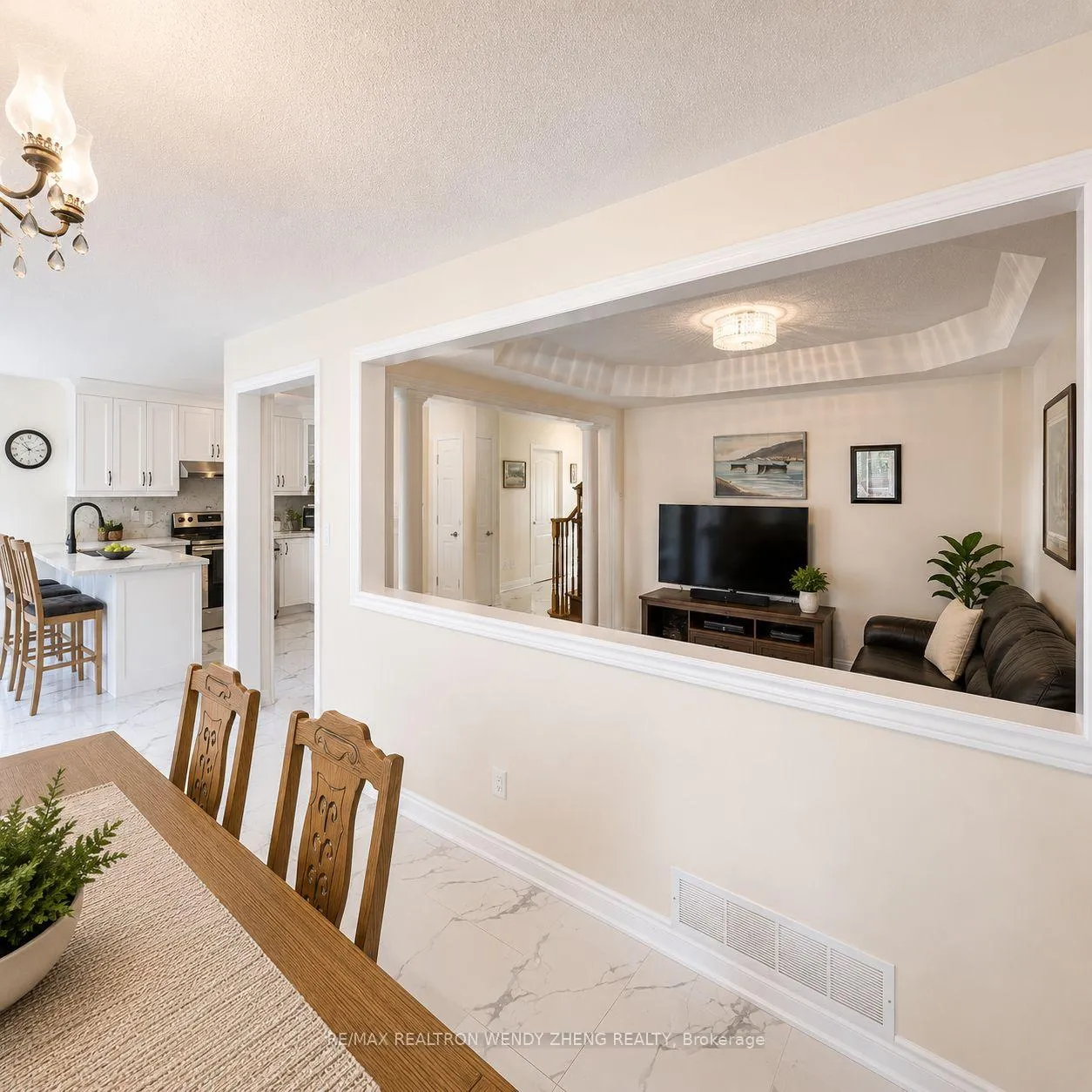 Photo 12 of 106 Domingo Street, Vaughan, Vellore Village — HOMEH