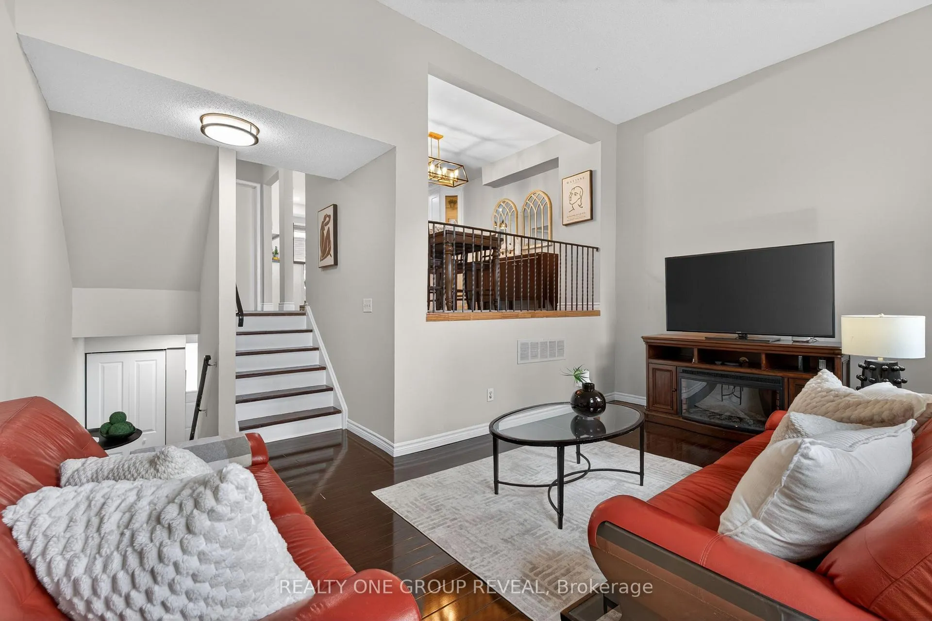 Photo 4 of Unit 9, 443 Manse Road, Scarborough, West Hill — HOMEH