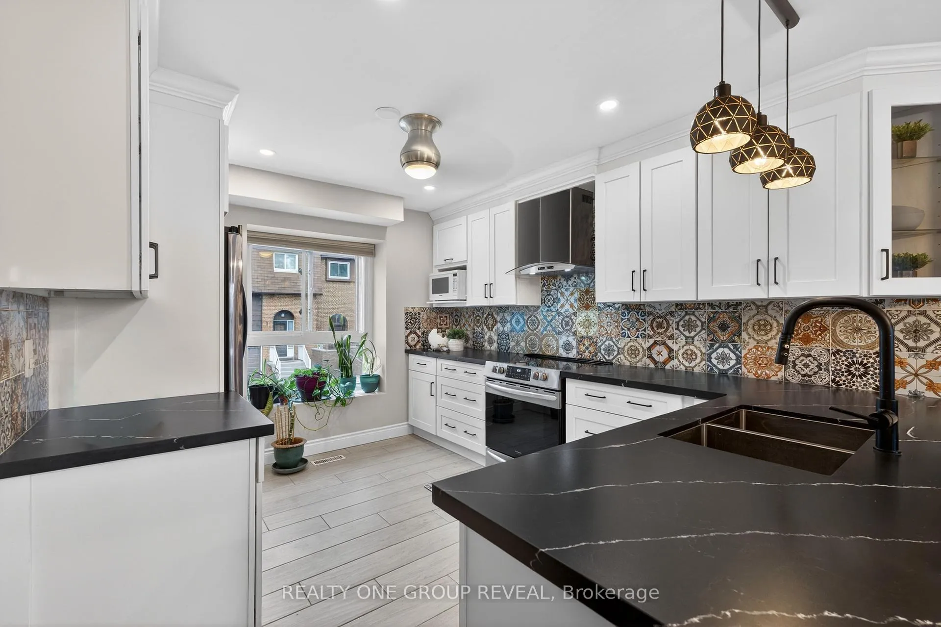 Photo 10 of Unit 9, 443 Manse Road, Scarborough, West Hill — HOMEH