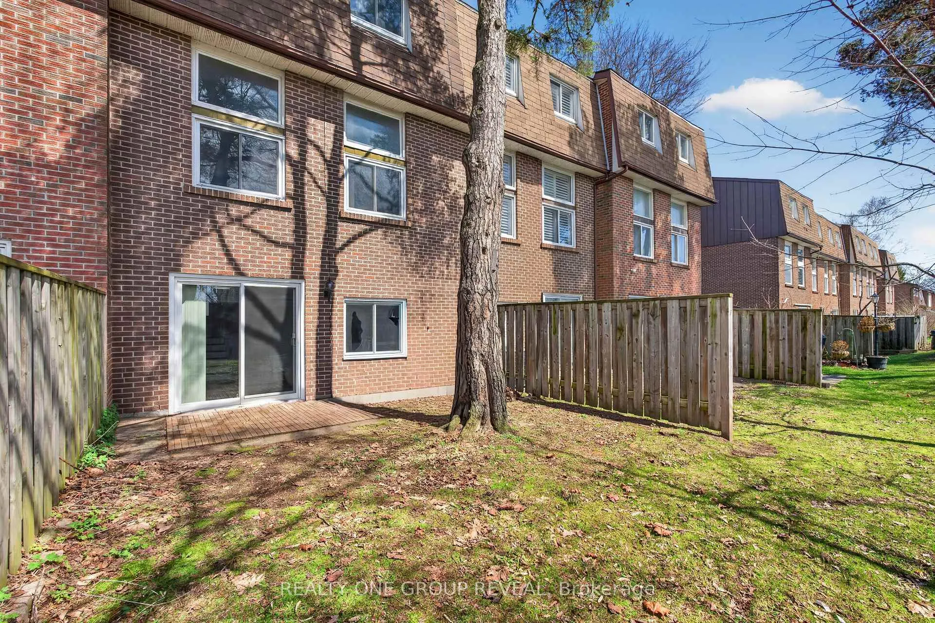 Photo 25 of Unit 9, 443 Manse Road, Scarborough, West Hill — HOMEH