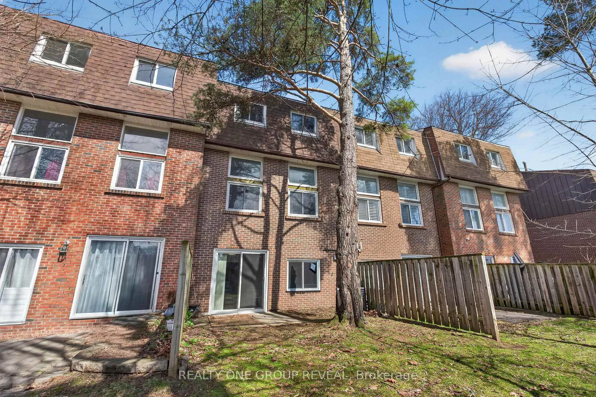 Photo 26 of Unit 9, 443 Manse Road, Scarborough, West Hill — HOMEH