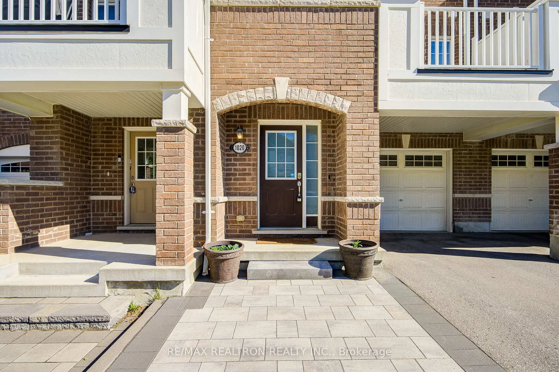 Photo 4 of 1020 Dragonfly Avenue, Pickering, Rural Pickering — HOMEH