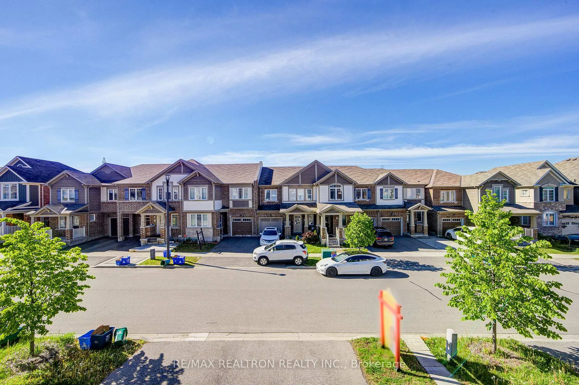 Photo 17 of 1020 Dragonfly Avenue, Pickering, Rural Pickering — HOMEH