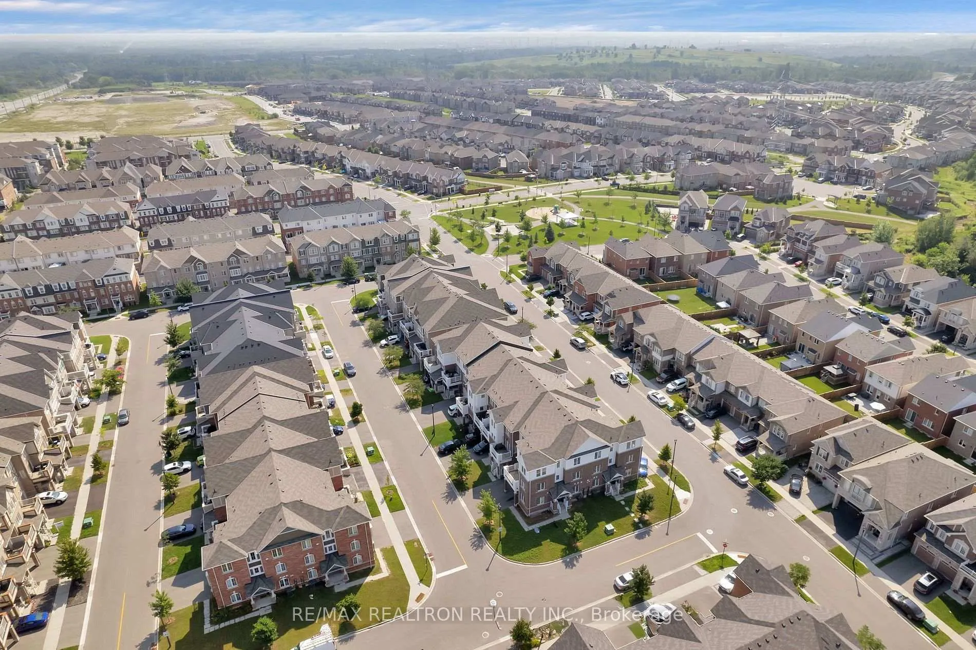 Photo 31 of 1020 Dragonfly Avenue, Pickering, Rural Pickering — HOMEH