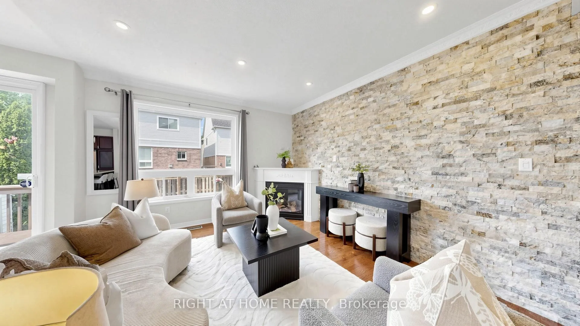 Photo 10 of 22 Byram Downs Street, Ajax, Central East — HOMEH