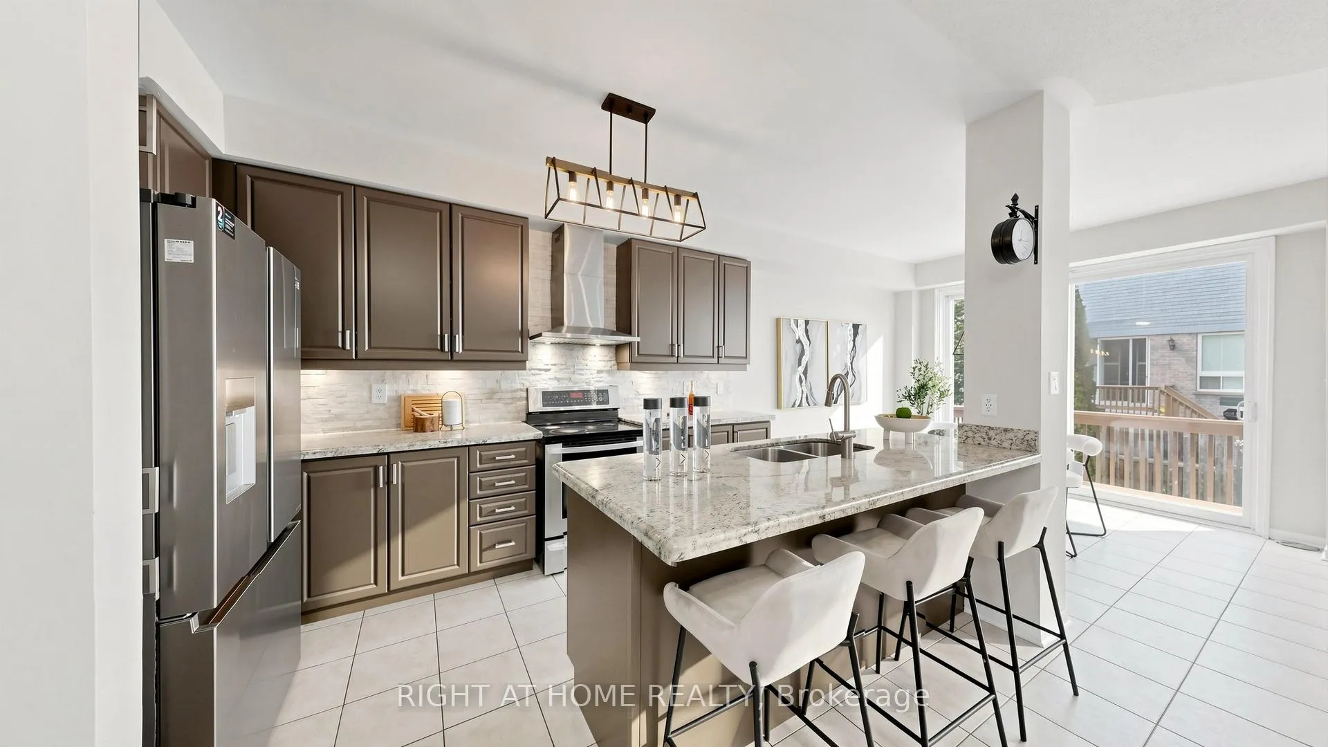 Photo 12 of 22 Byram Downs Street, Ajax, Central East — HOMEH