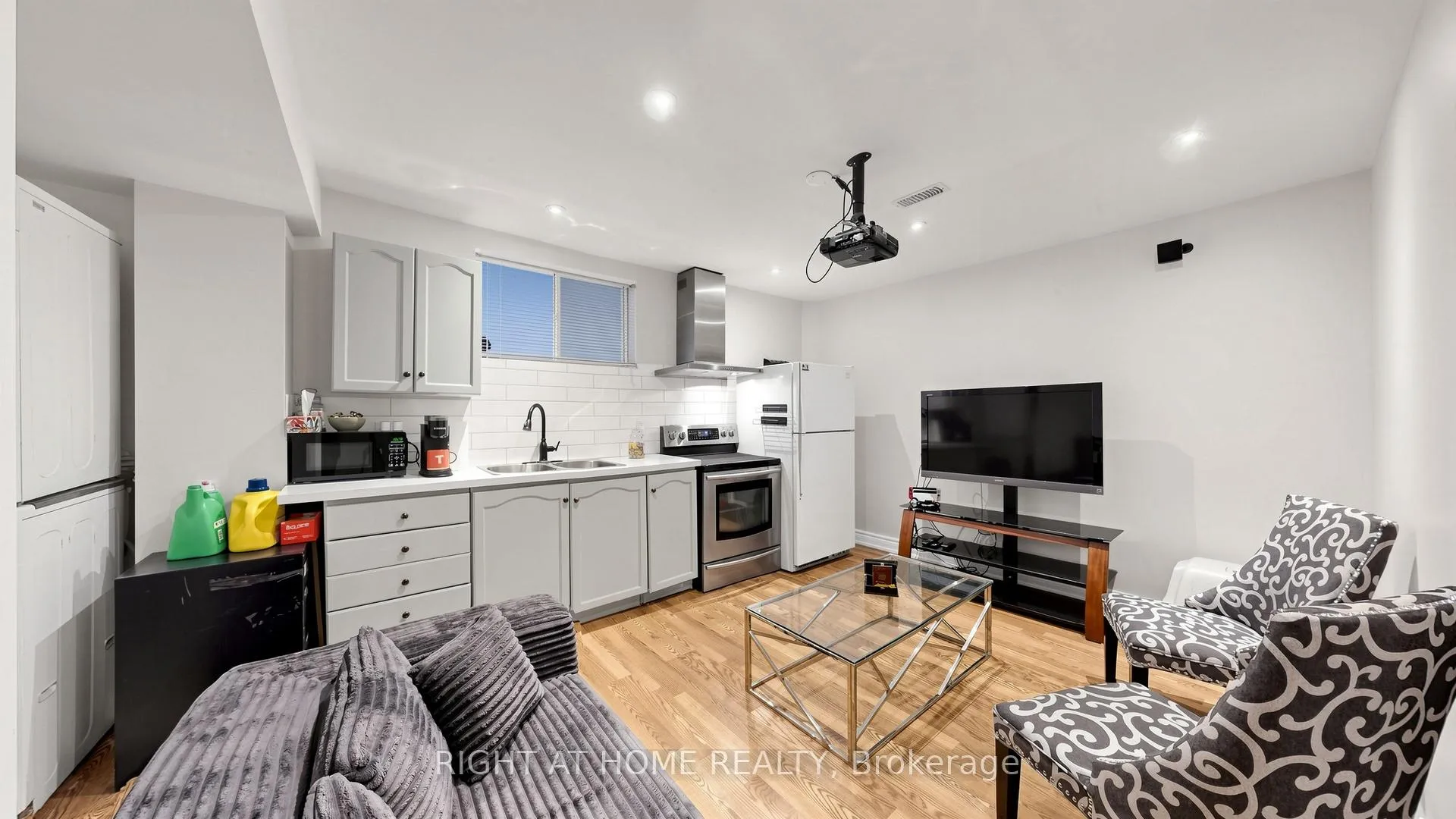 Photo 32 of 22 Byram Downs Street, Ajax, Central East — HOMEH