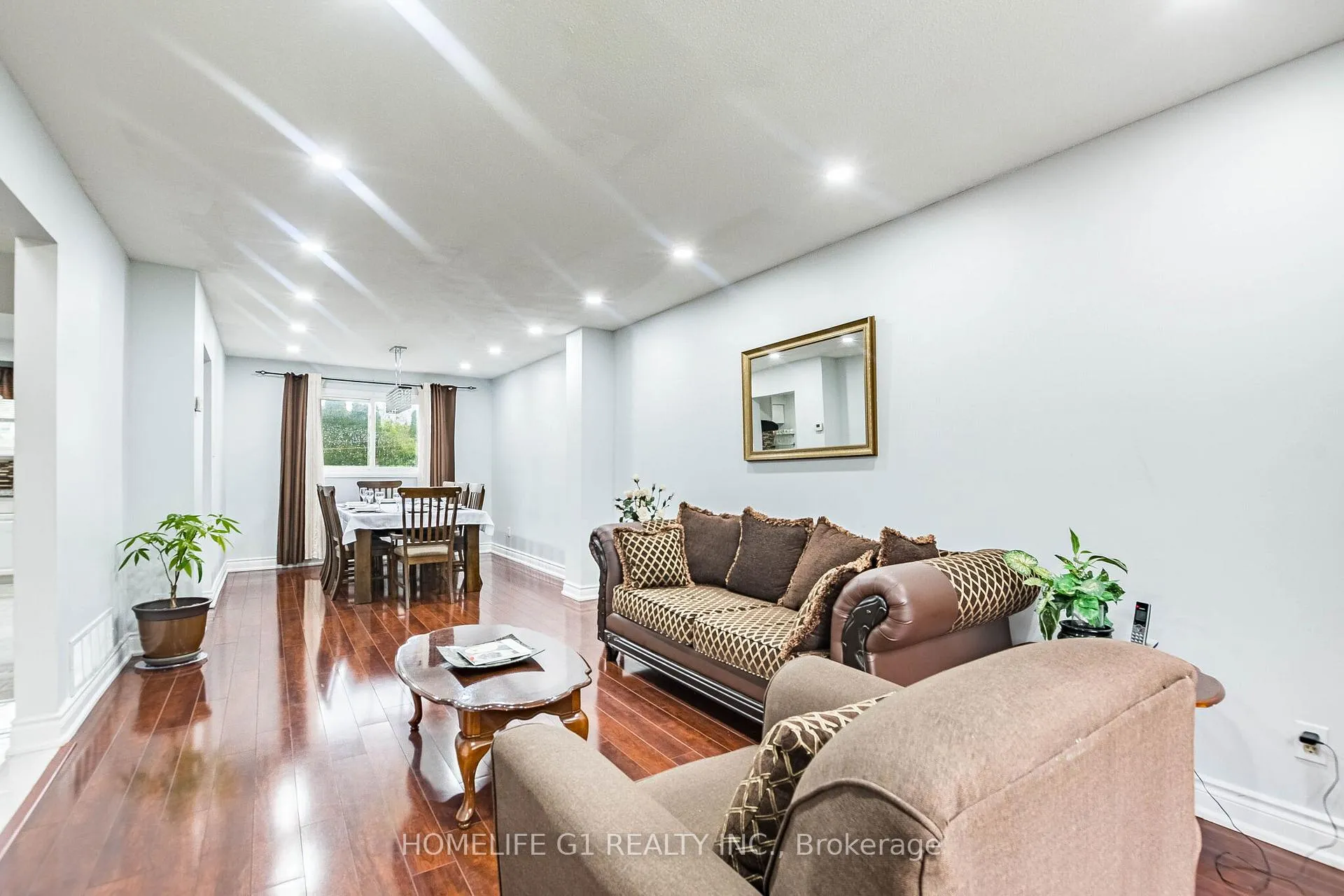 Photo 10 of 92 Reynier Drive, Brampton, Heart Lake East — HOMEH