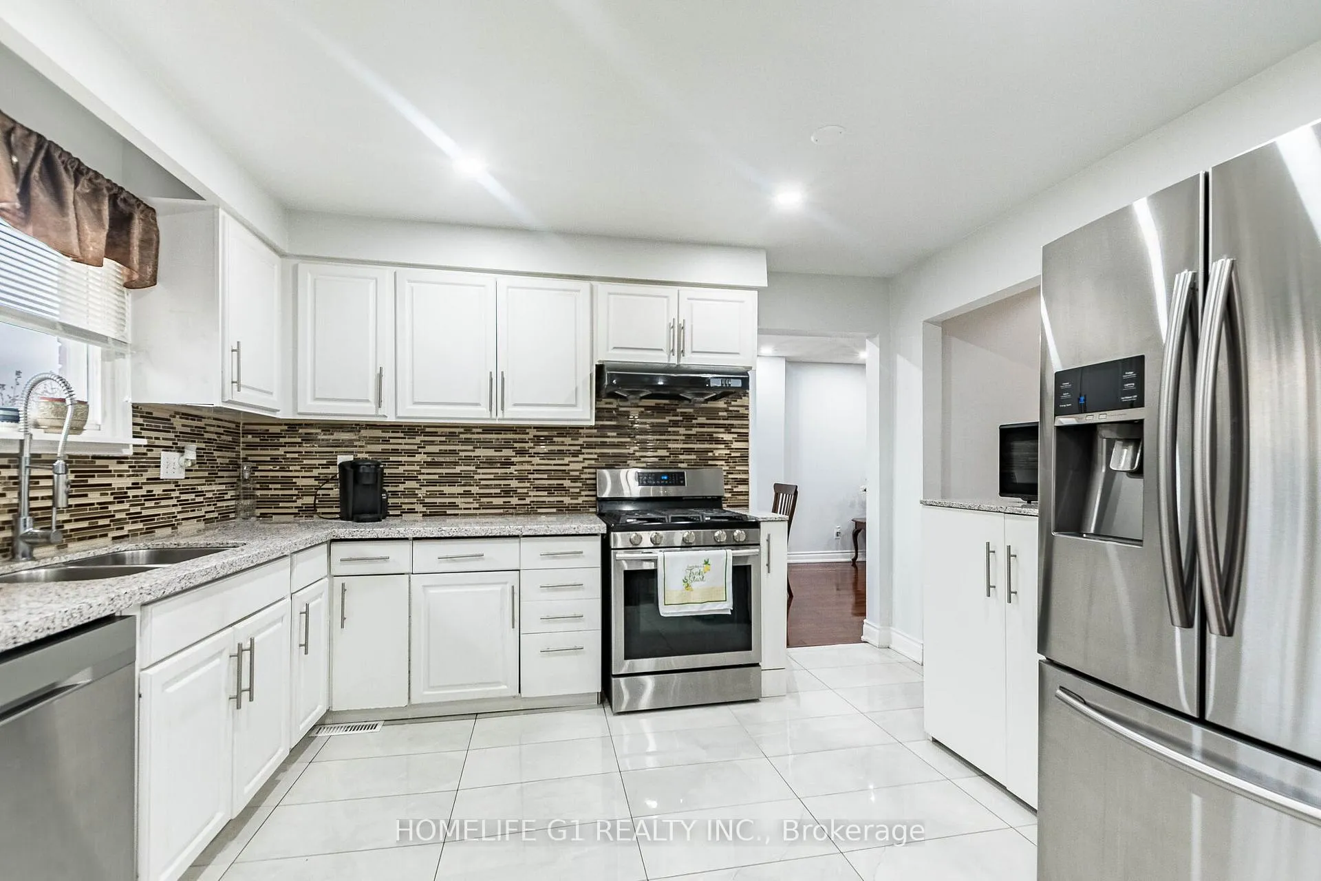 Photo 16 of 92 Reynier Drive, Brampton, Heart Lake East — HOMEH