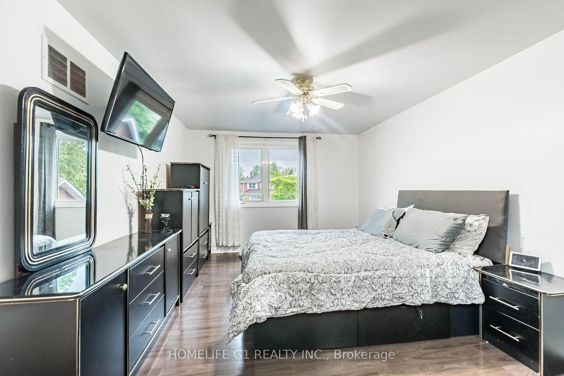 Photo 23 of 92 Reynier Drive, Brampton, Heart Lake East — HOMEH