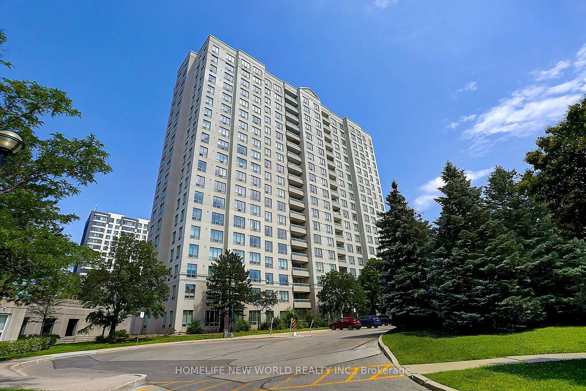 Front of Unit 809, 5039 Finch Avenue E