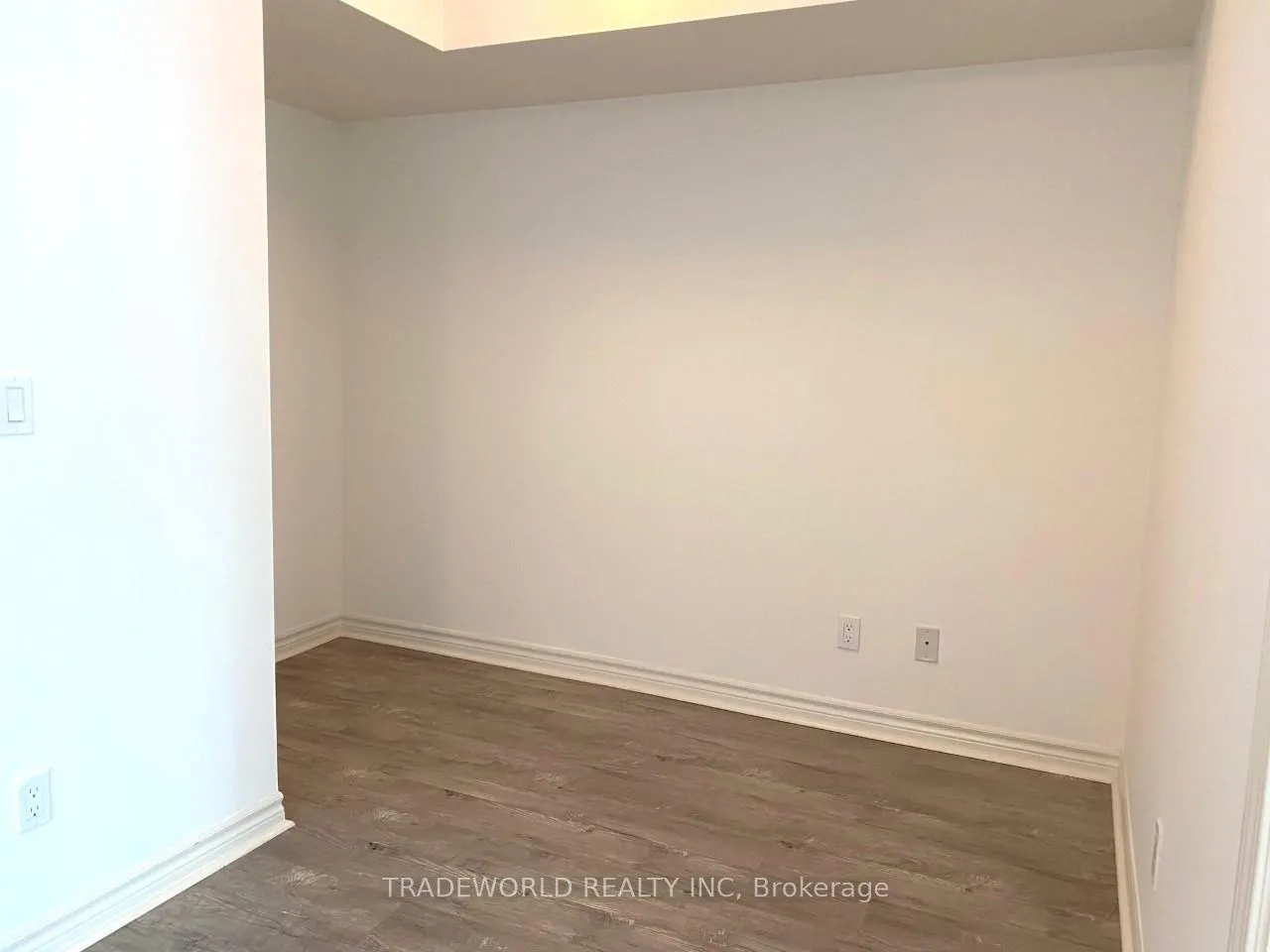 Photo 8 of Unit 727, 25 Lower Simcoe Street, Toronto, Waterfront Communities — HOMEH
