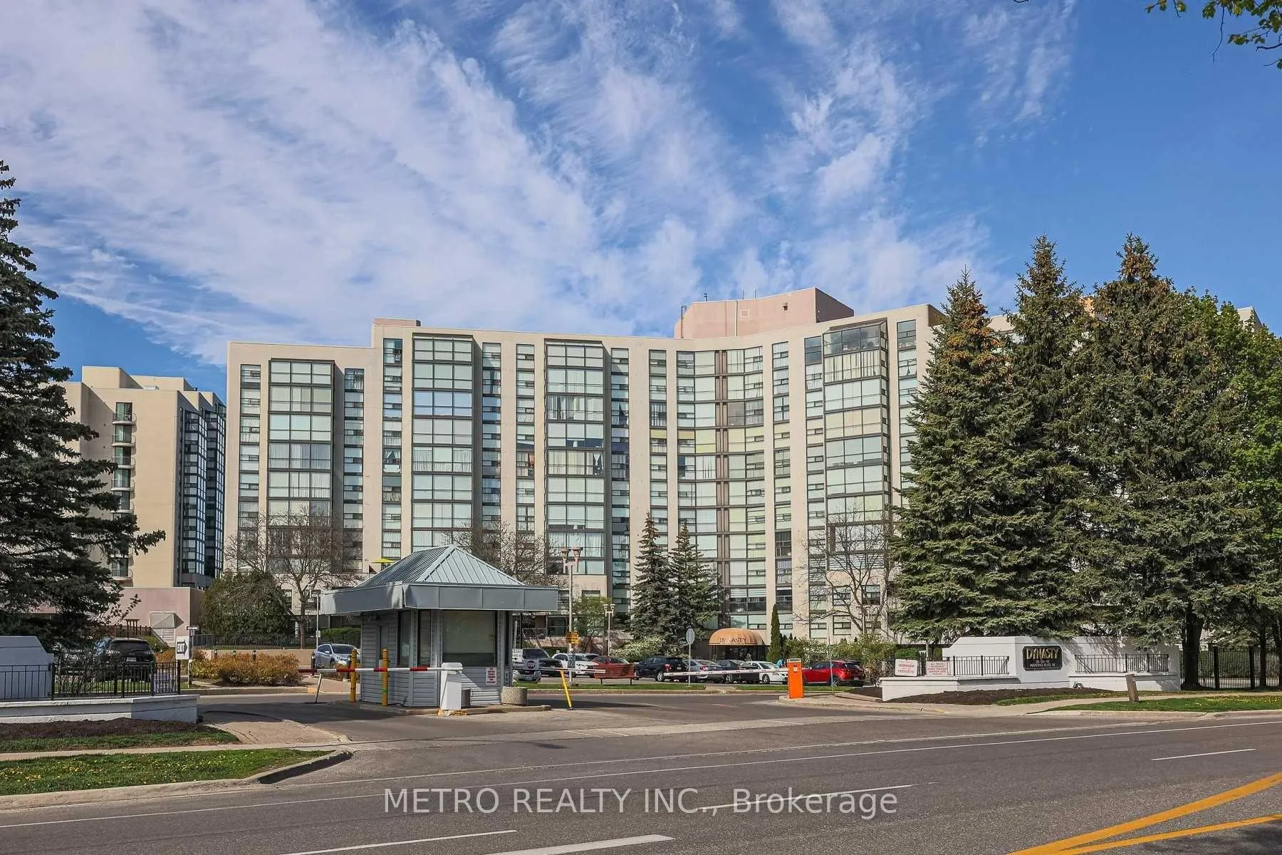 Photo of Unit 706, 30 Harding Boulevard