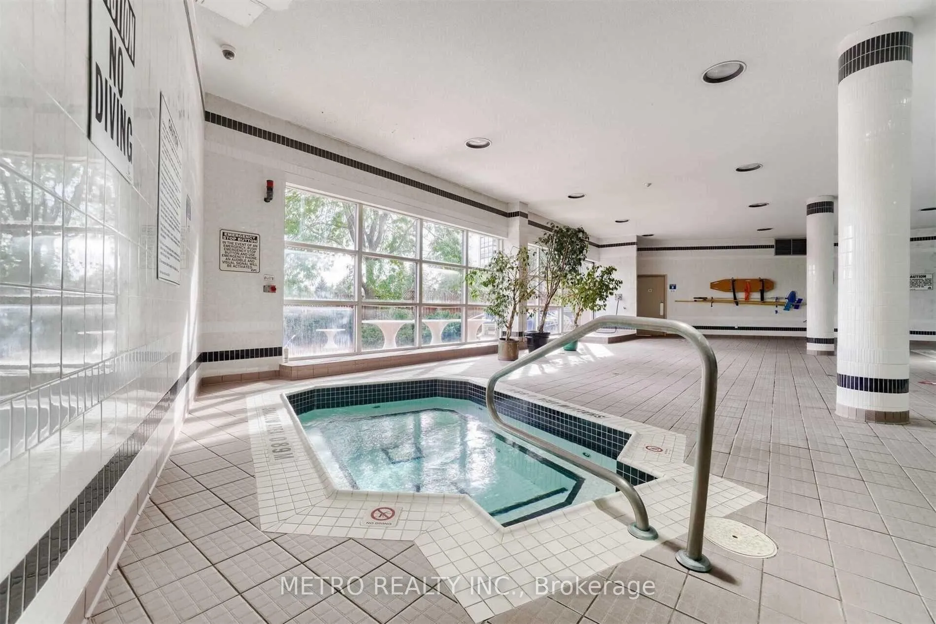 Photo 32 of Unit 706, 30 Harding Boulevard, Richmond Hill, Harding — HOMEH