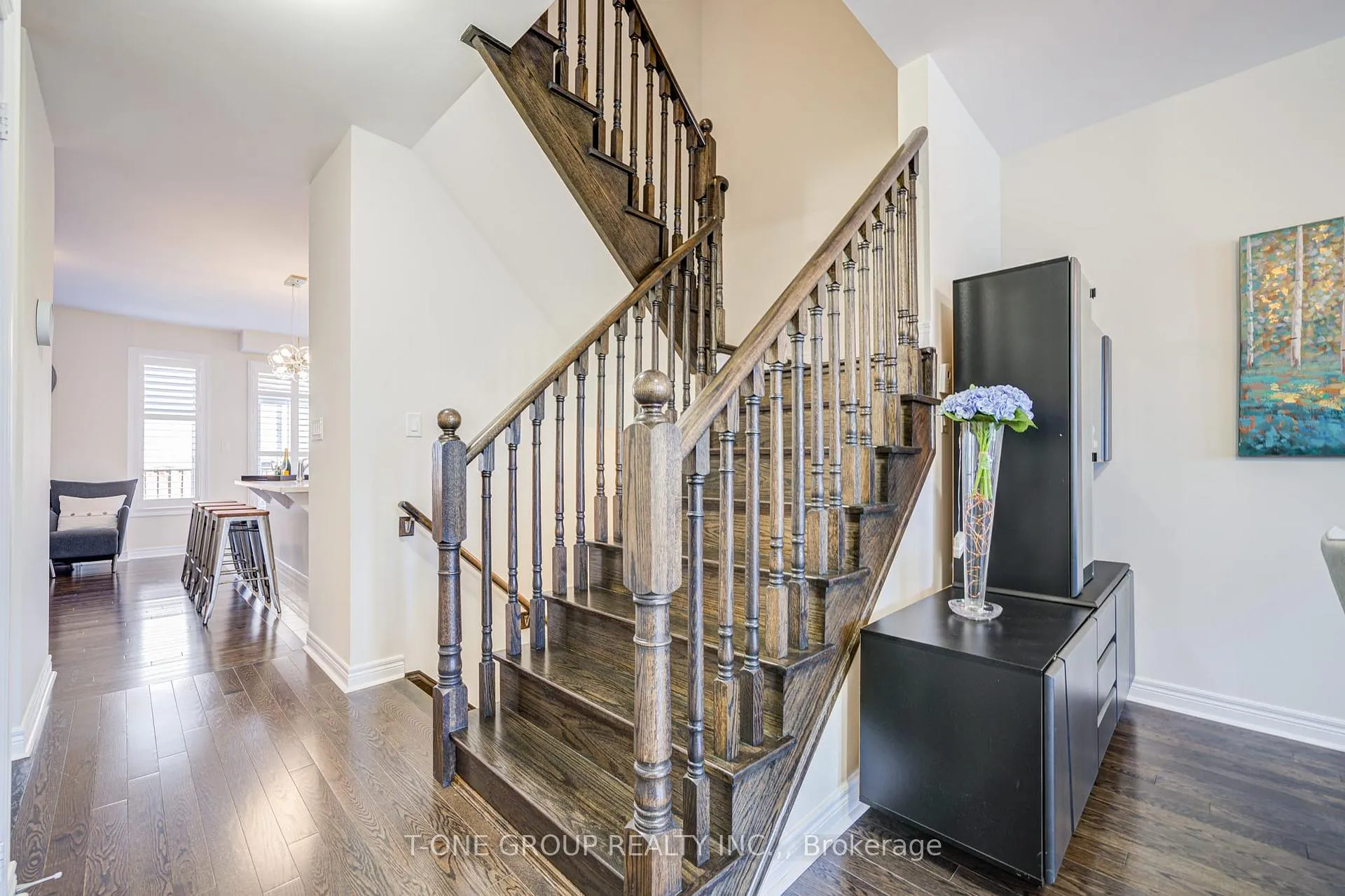 Photo 15 of 42 Christian Ritter Drive, Markham, Berczy — HOMEH