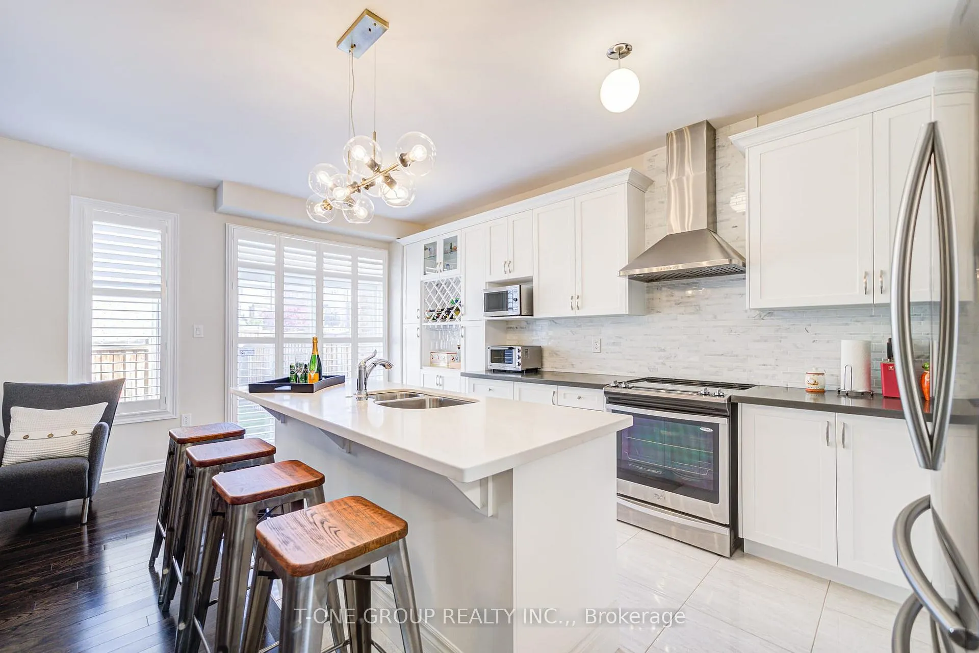 Photo 18 of 42 Christian Ritter Drive, Markham, Berczy — HOMEH