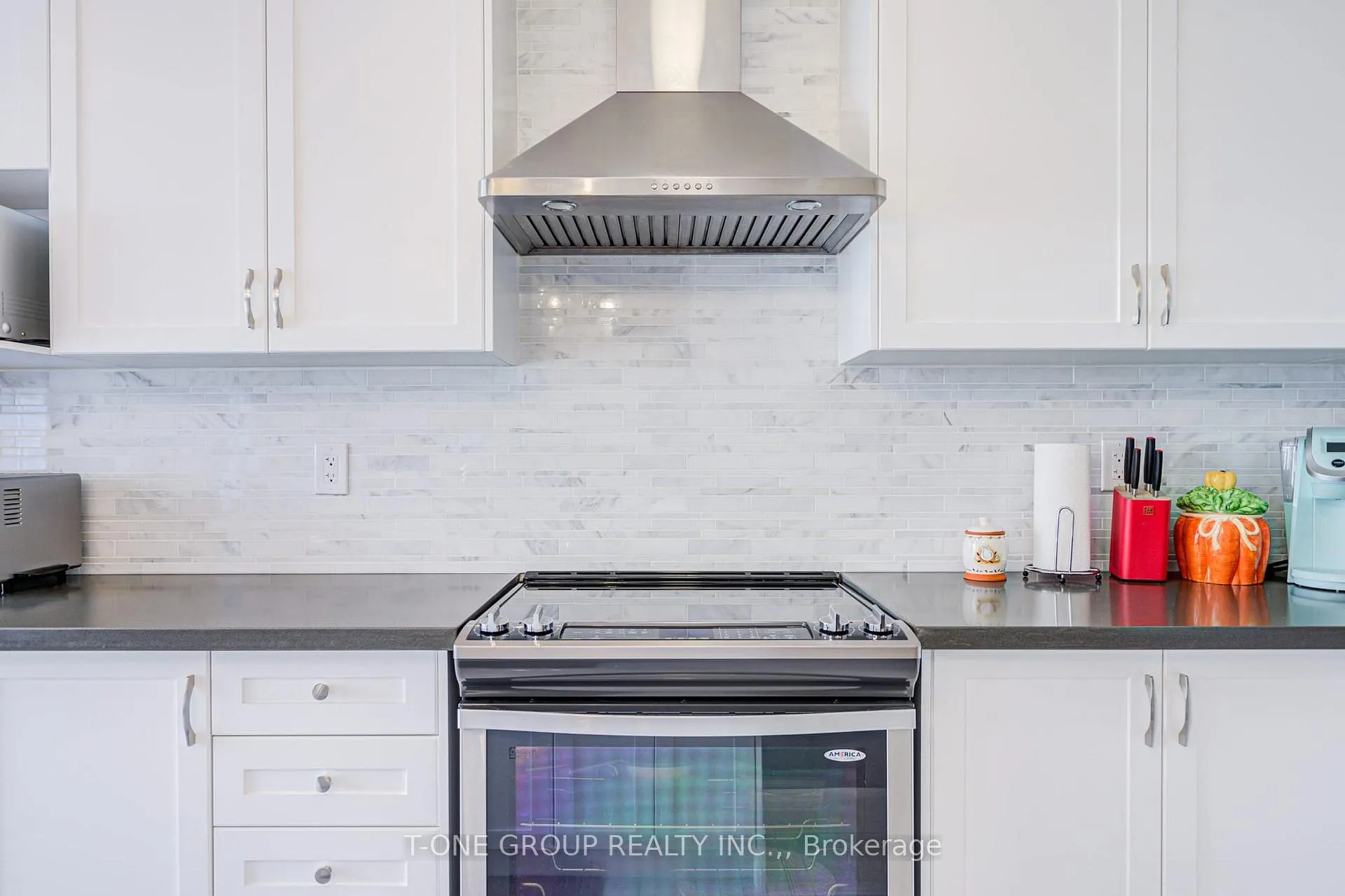 Photo 22 of 42 Christian Ritter Drive, Markham, Berczy — HOMEH