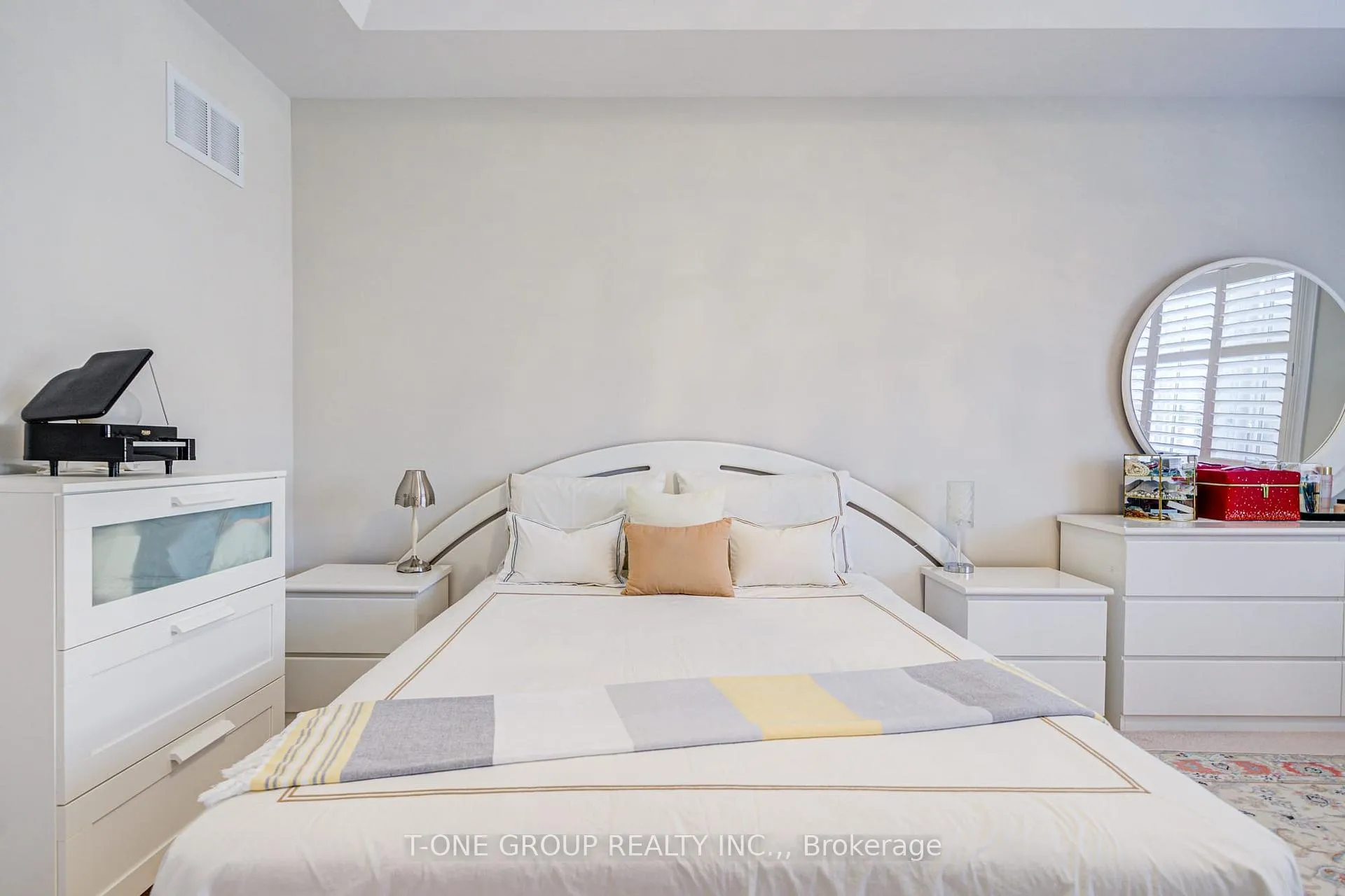 Photo 30 of 42 Christian Ritter Drive, Markham, Berczy — HOMEH