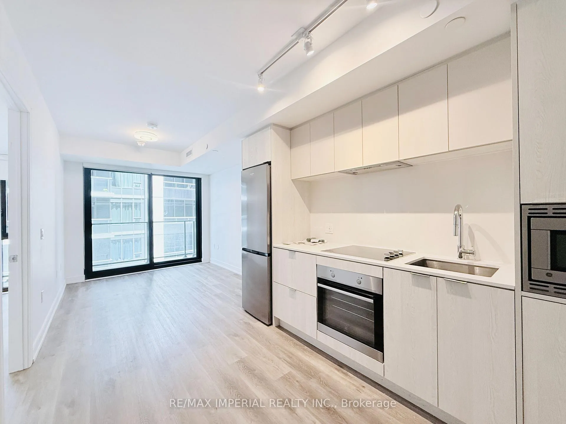 Photo 4 of Unit 816, 1 Jarvis Street, Hamilton, Beasley — HOMEH