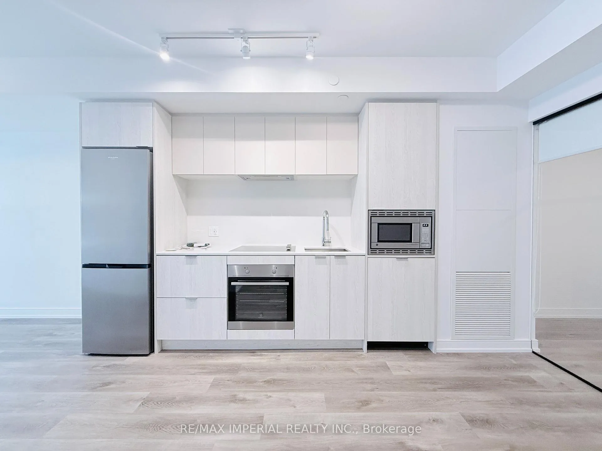 Photo 7 of Unit 816, 1 Jarvis Street, Hamilton, Beasley — HOMEH