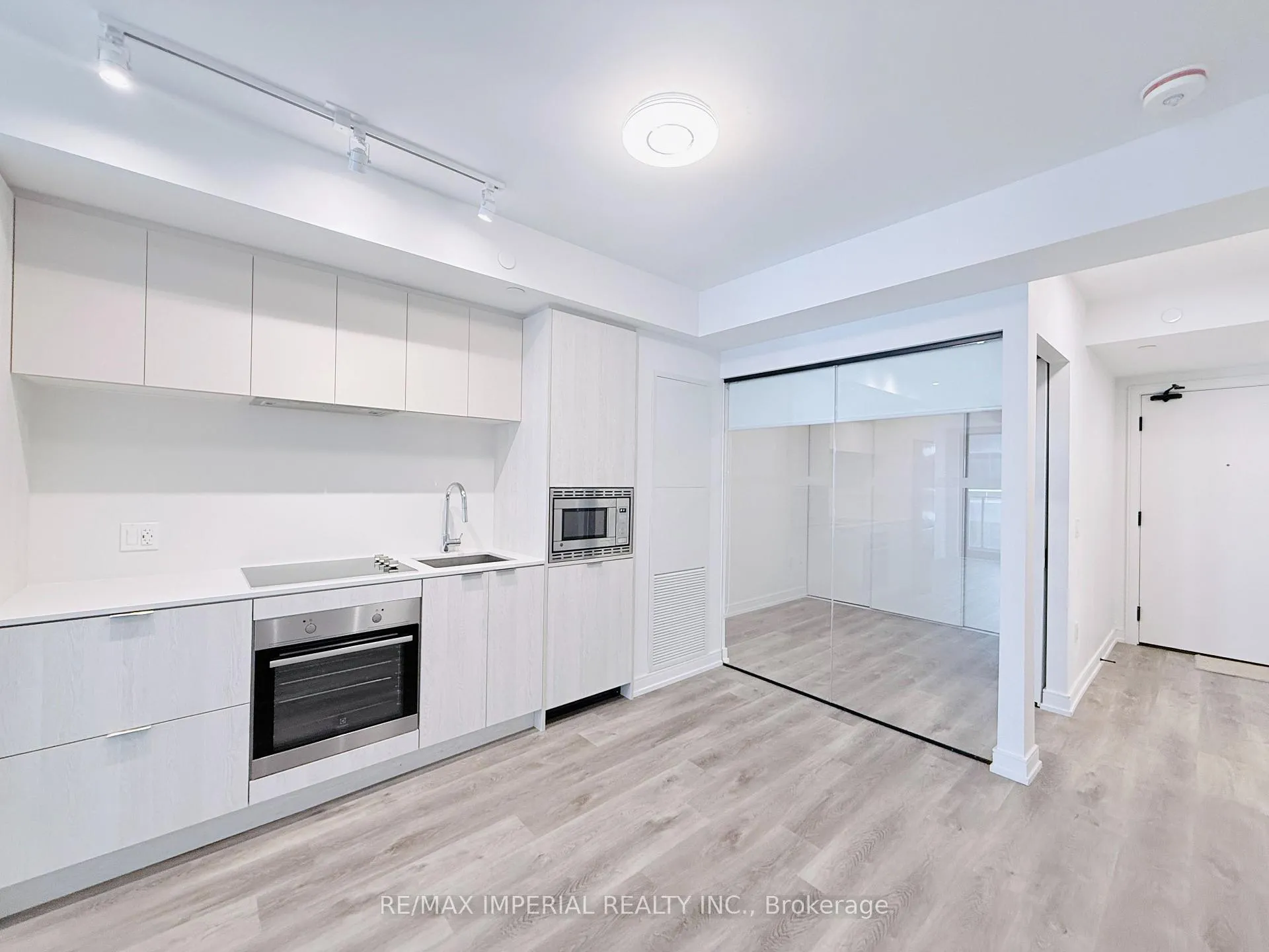 Photo 9 of Unit 816, 1 Jarvis Street, Hamilton, Beasley — HOMEH