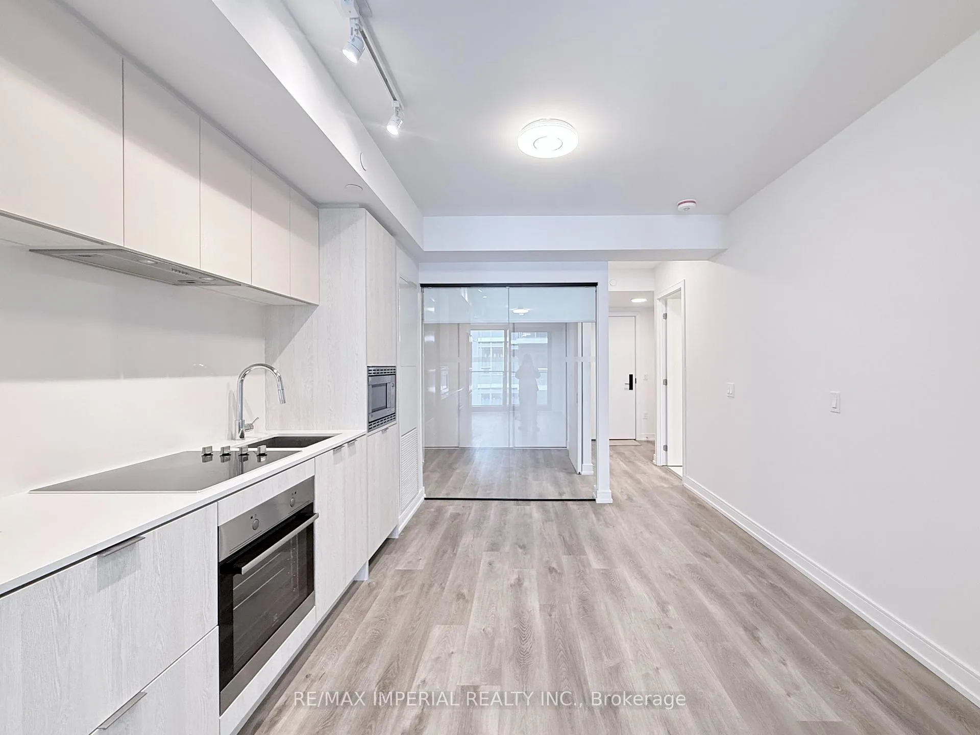 Photo 10 of Unit 816, 1 Jarvis Street, Hamilton, Beasley — HOMEH
