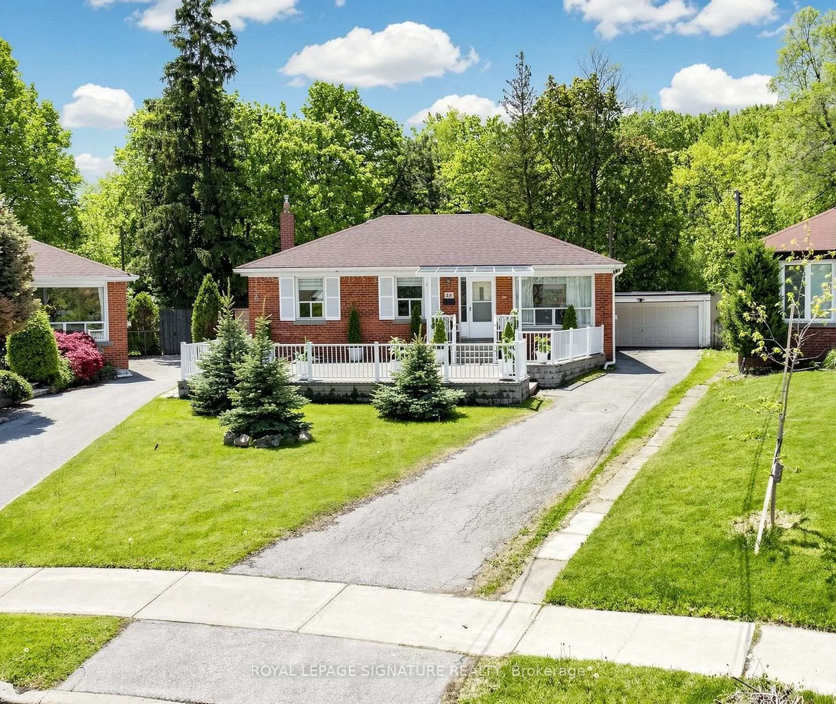 Front of 38 Lingarde Drive