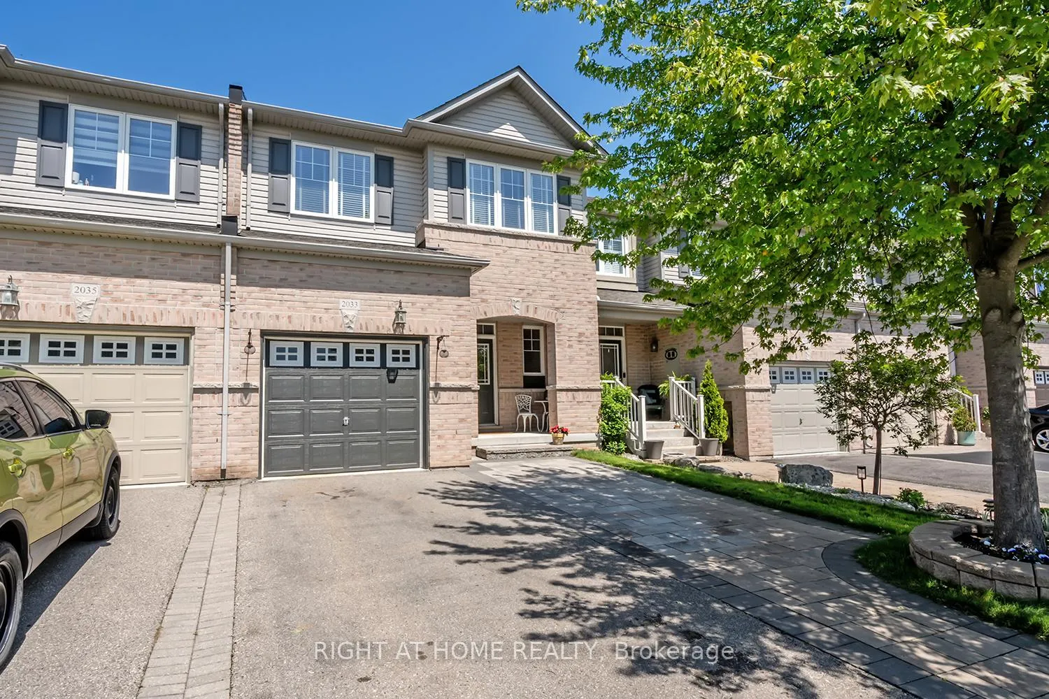 Front of 2033 Trawden Way