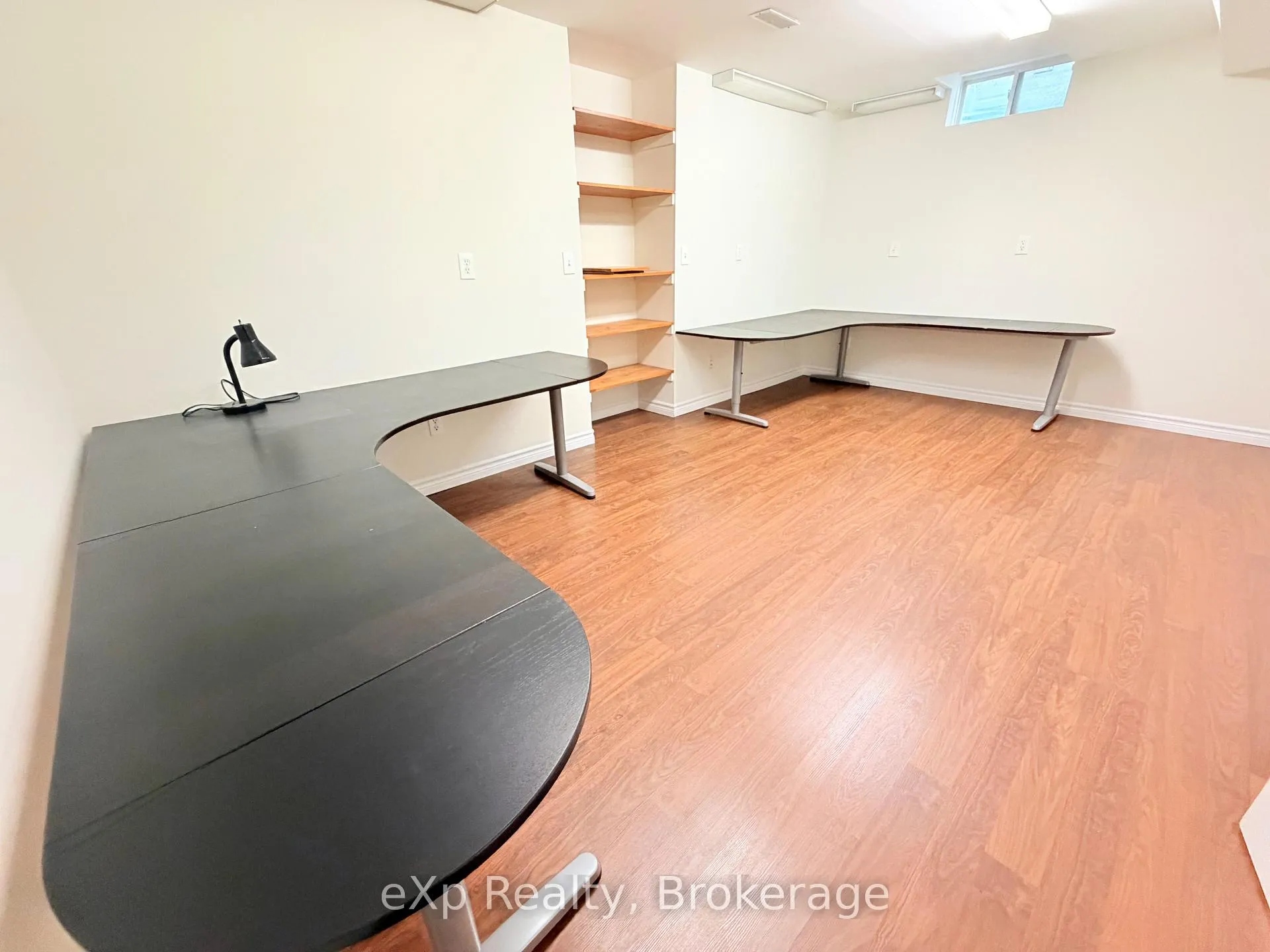 Photo 32 of 371 Carnwith Drive E, Whitby, Brooklin — HOMEH