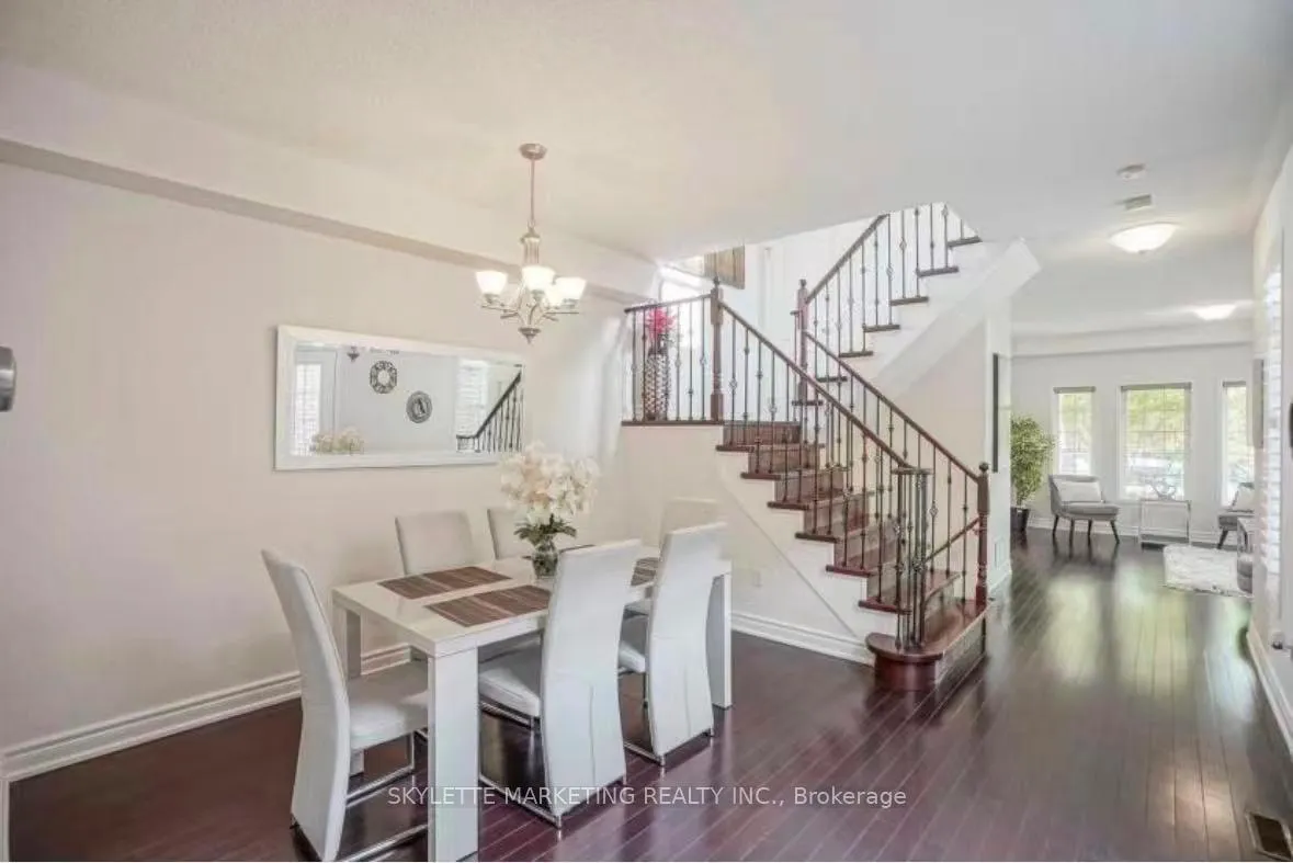 Photo 7 of 100 Emery Hill Boulevard, Markham, Berczy — HOMEH