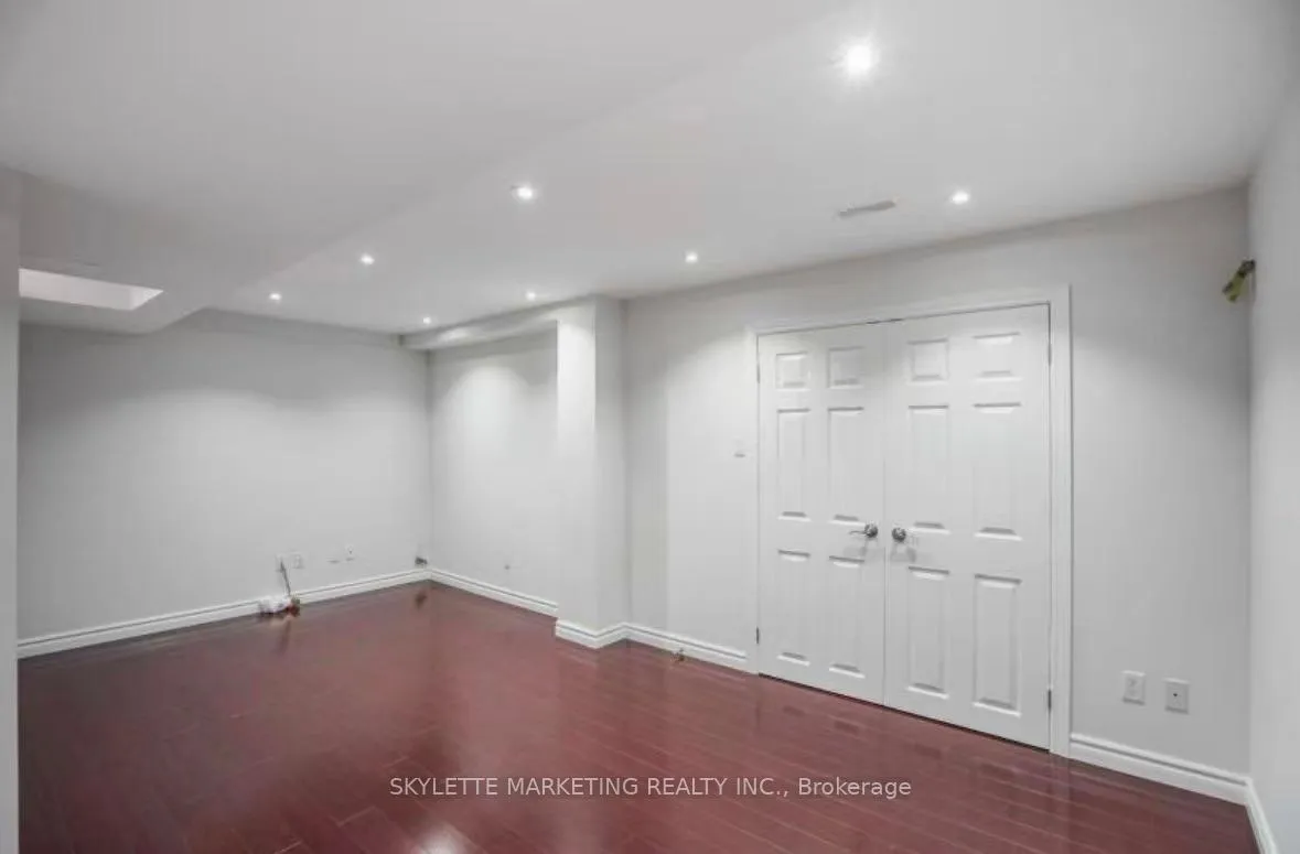 Photo 19 of 100 Emery Hill Boulevard, Markham, Berczy — HOMEH