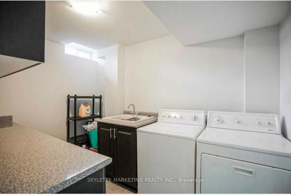 Photo 20 of 100 Emery Hill Boulevard, Markham, Berczy — HOMEH