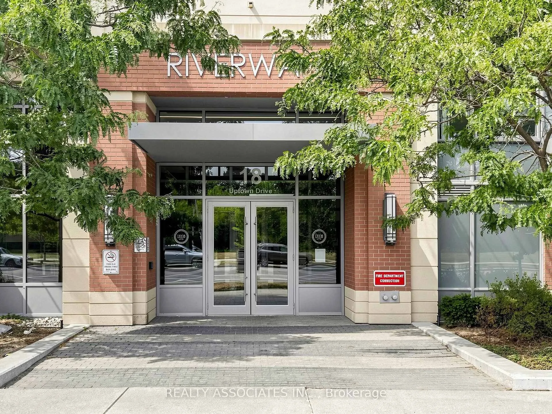 Photo 1 of Unit 721, 18 Uptown Drive, Markham, Unionville — HOMEH