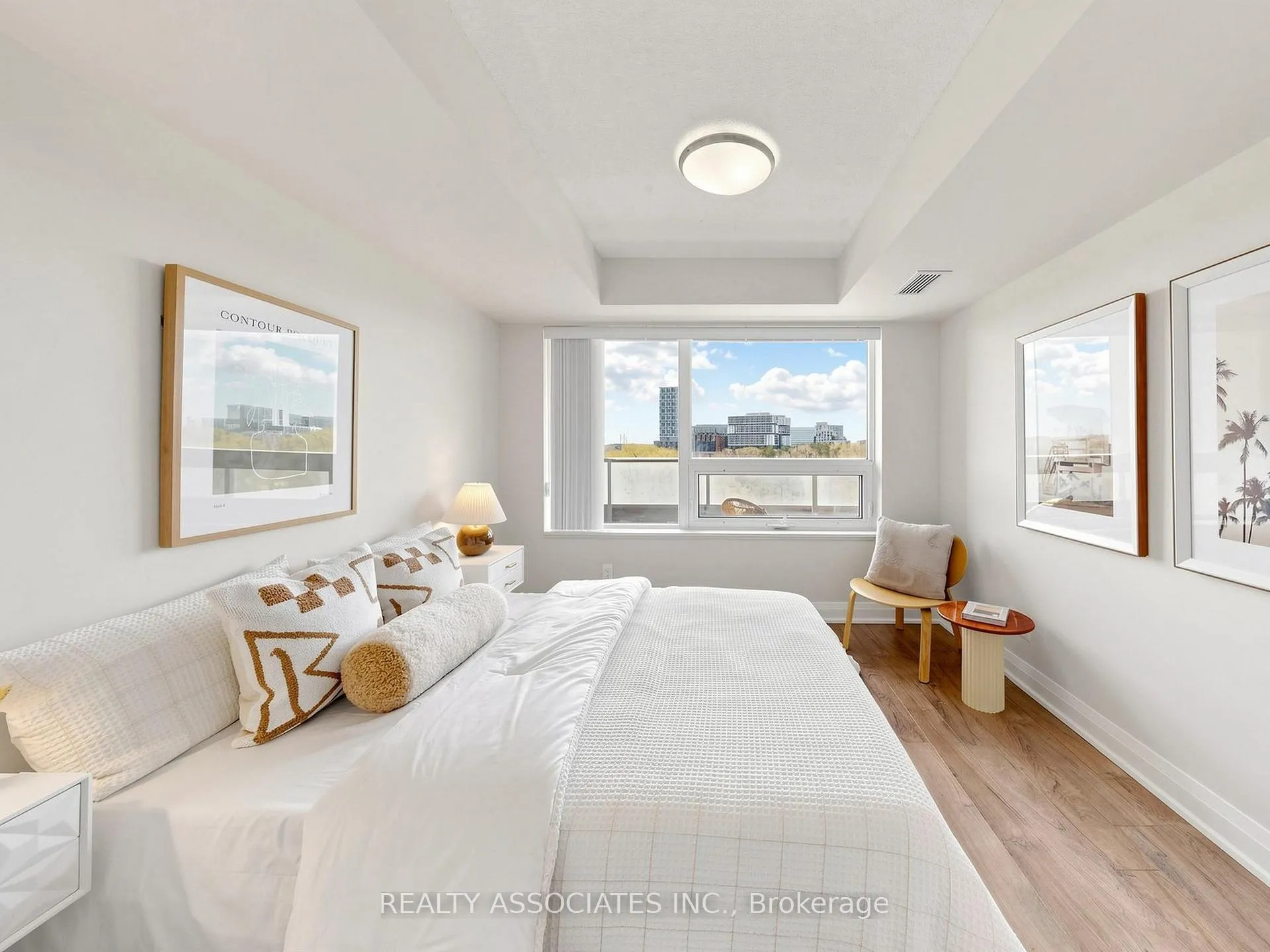 Photo 11 of Unit 721, 18 Uptown Drive, Markham, Unionville — HOMEH