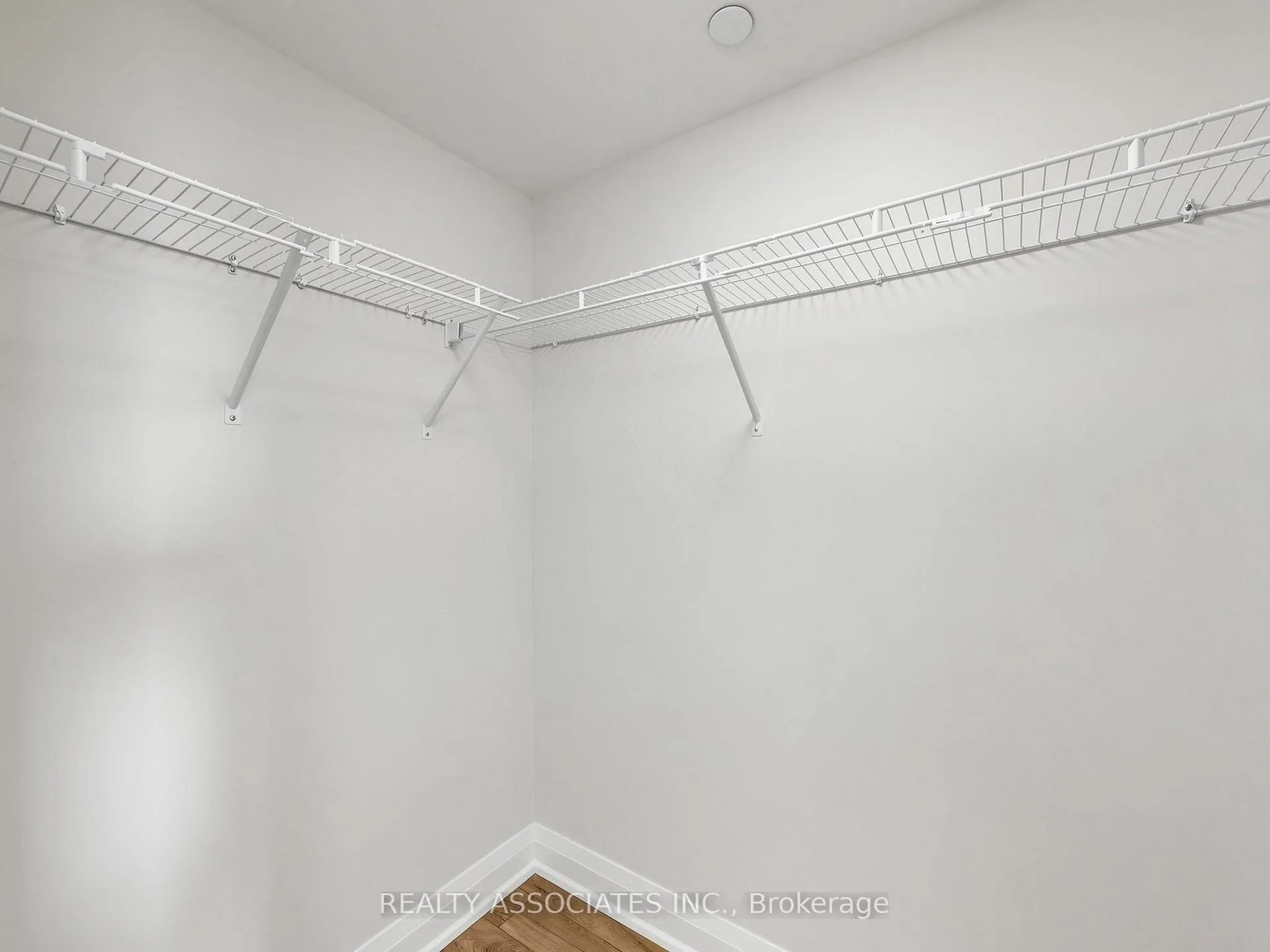 Photo 12 of Unit 721, 18 Uptown Drive, Markham, Unionville — HOMEH