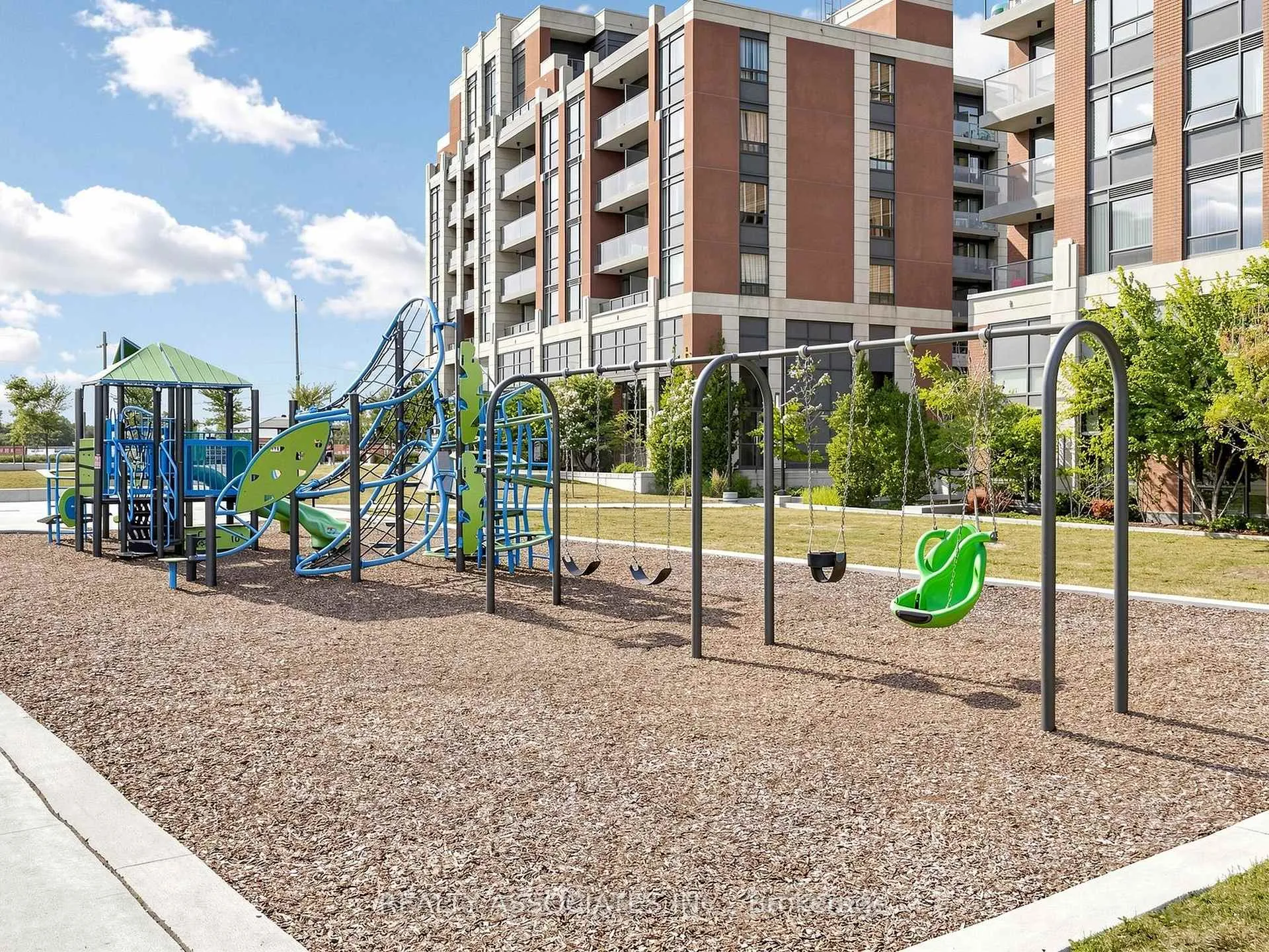 Photo 20 of Unit 721, 18 Uptown Drive, Markham, Unionville — HOMEH