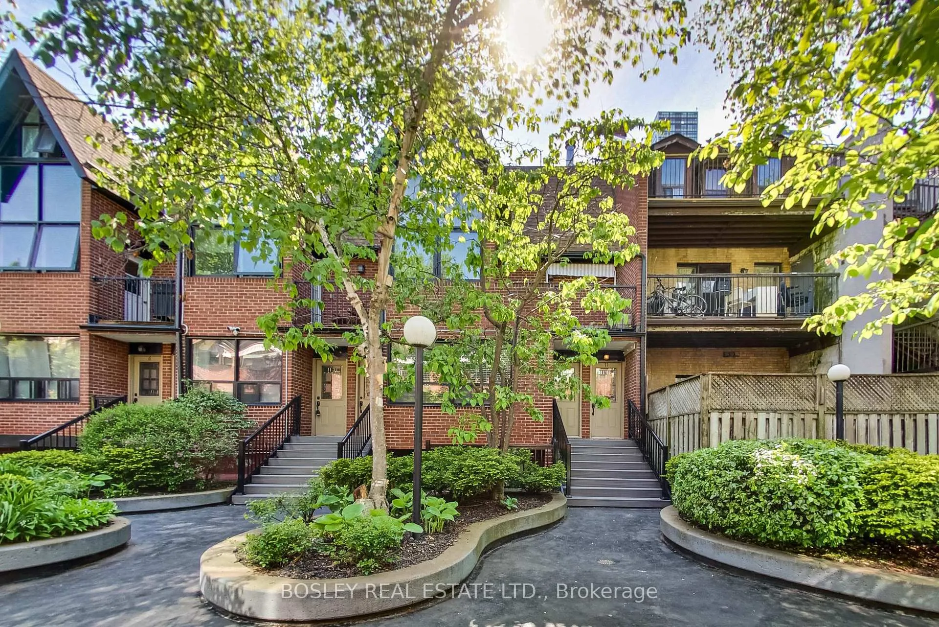 Photo 3 of Unit 8, 17 Pembroke Street, Toronto, Moss Park — HOMEH