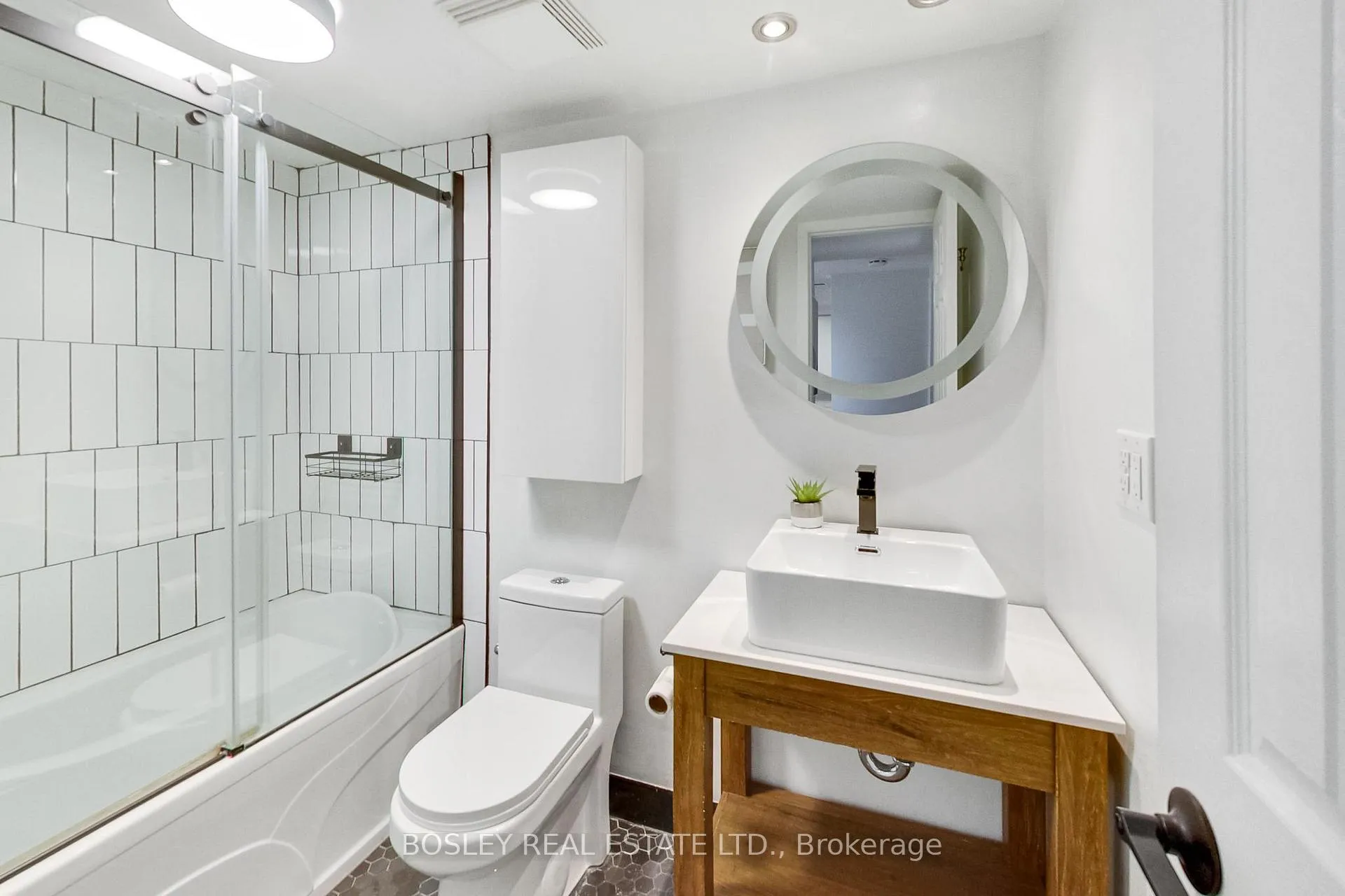 Photo 25 of Unit 8, 17 Pembroke Street, Toronto, Moss Park — HOMEH