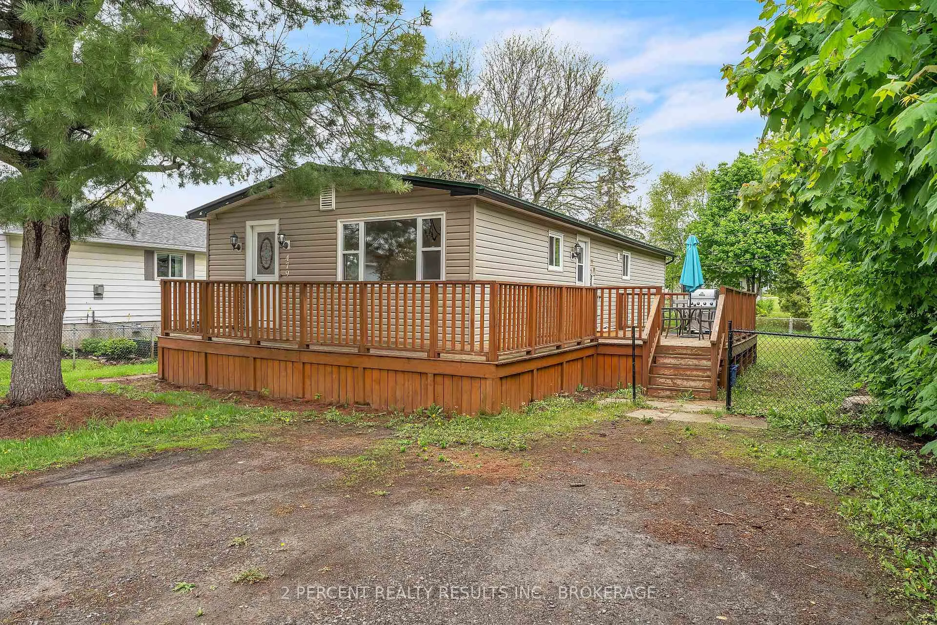 Photo 1 of 479 Henrietta Street, Gananoque — HOMEH