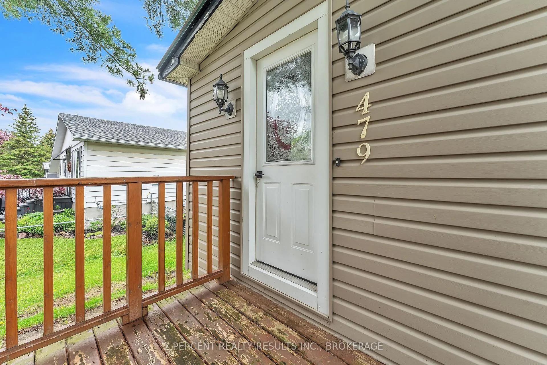 Photo 6 of 479 Henrietta Street, Gananoque — HOMEH