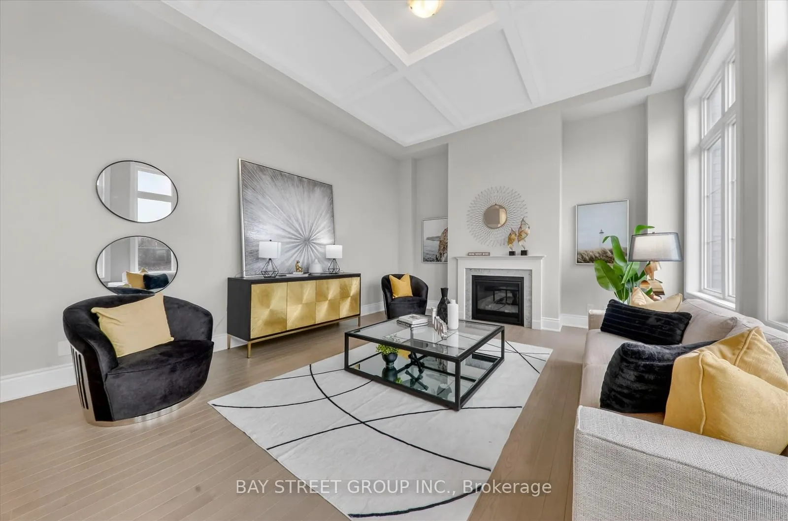 Photo 9 of 37 Meizhou Avenue S, Markham, Angus Glen — HOMEH