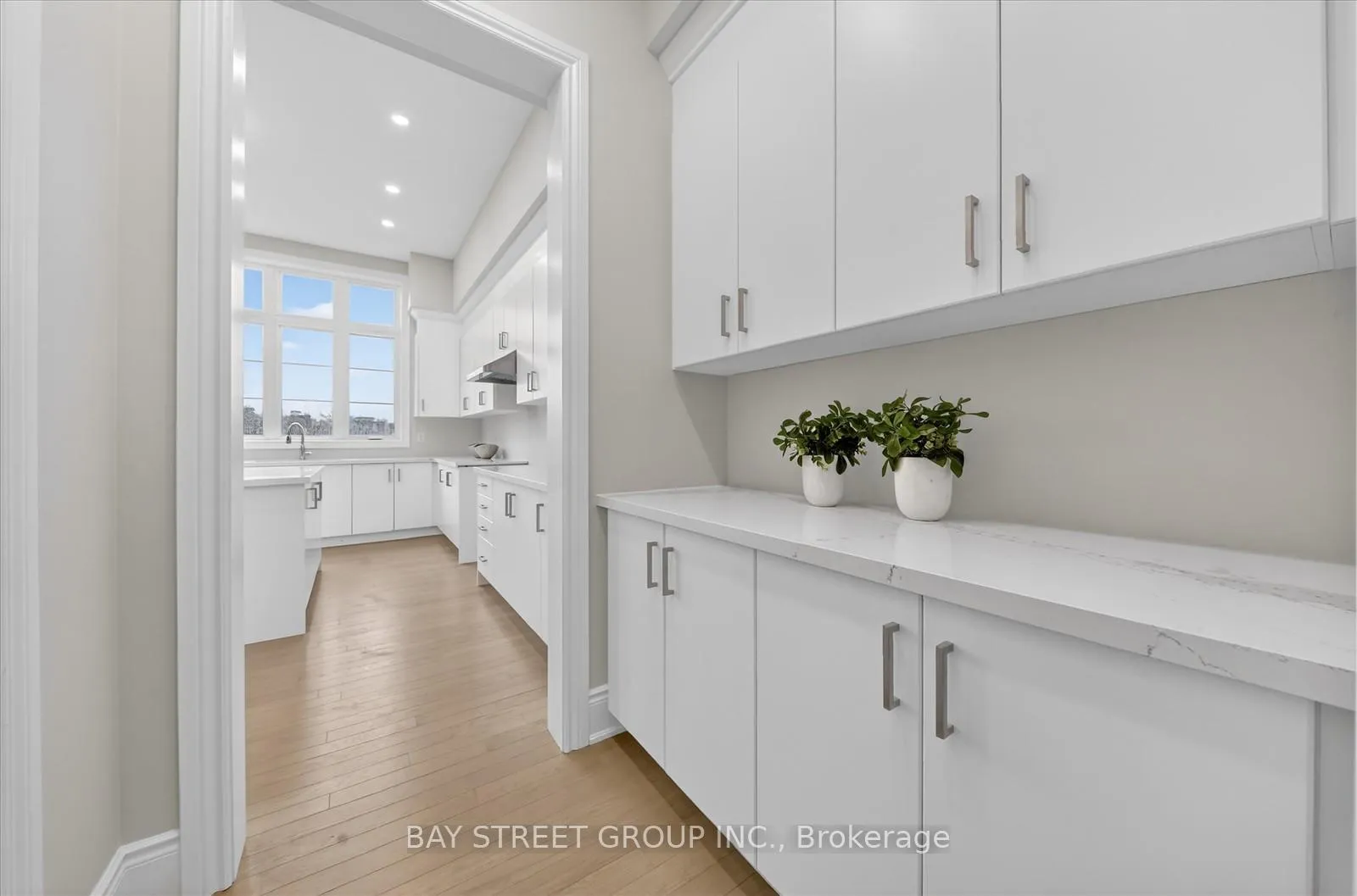 Photo 13 of 37 Meizhou Avenue S, Markham, Angus Glen — HOMEH