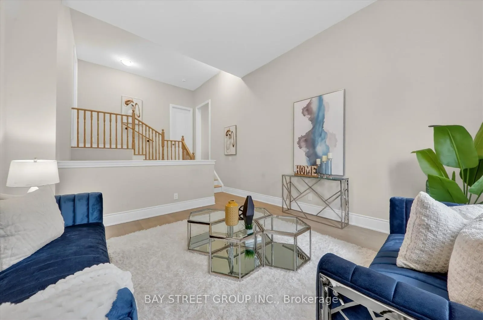 Photo 17 of 37 Meizhou Avenue S, Markham, Angus Glen — HOMEH