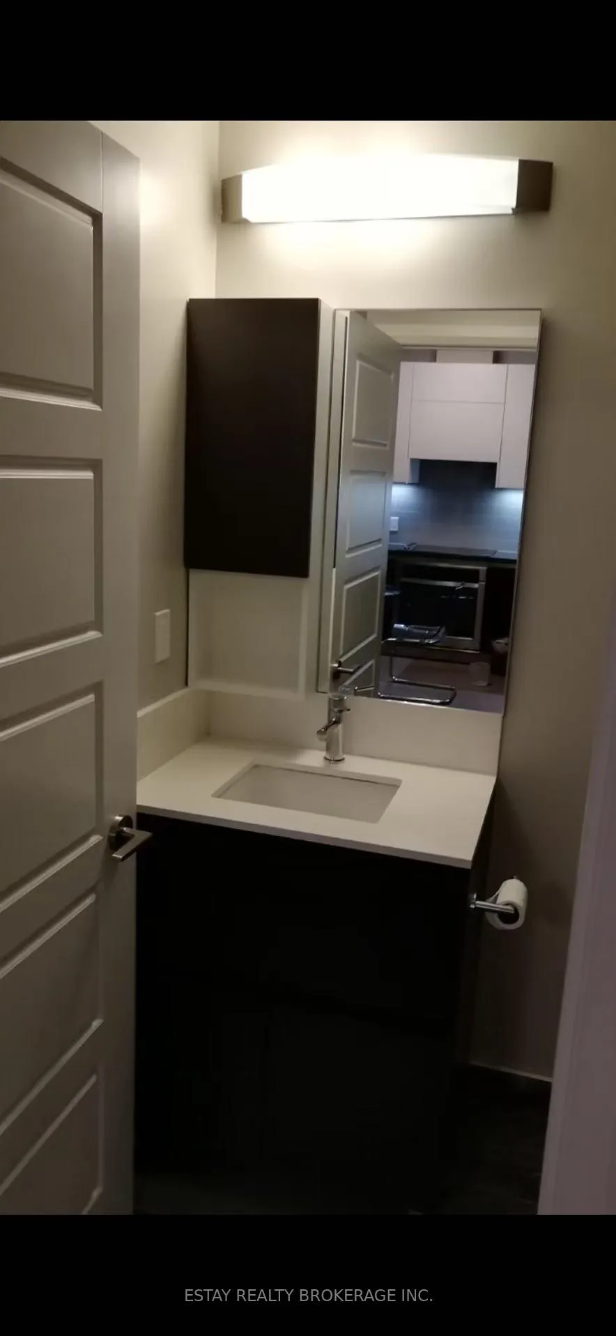 Photo 3 of Unit 323, 15 Water Walk Dr, Markham, Unionville — HOMEH