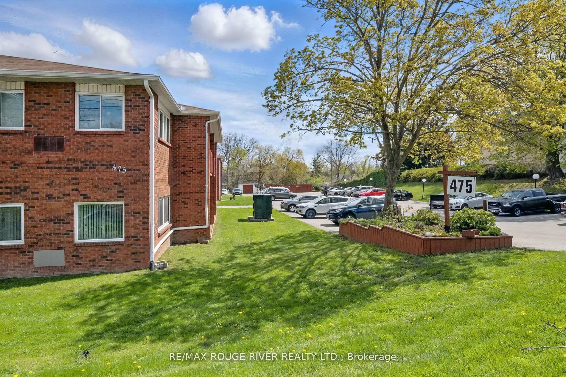 Photo 4 of Unit 222, 475 Parkhill Road W, Peterborough, Town Ward 3 — HOMEH