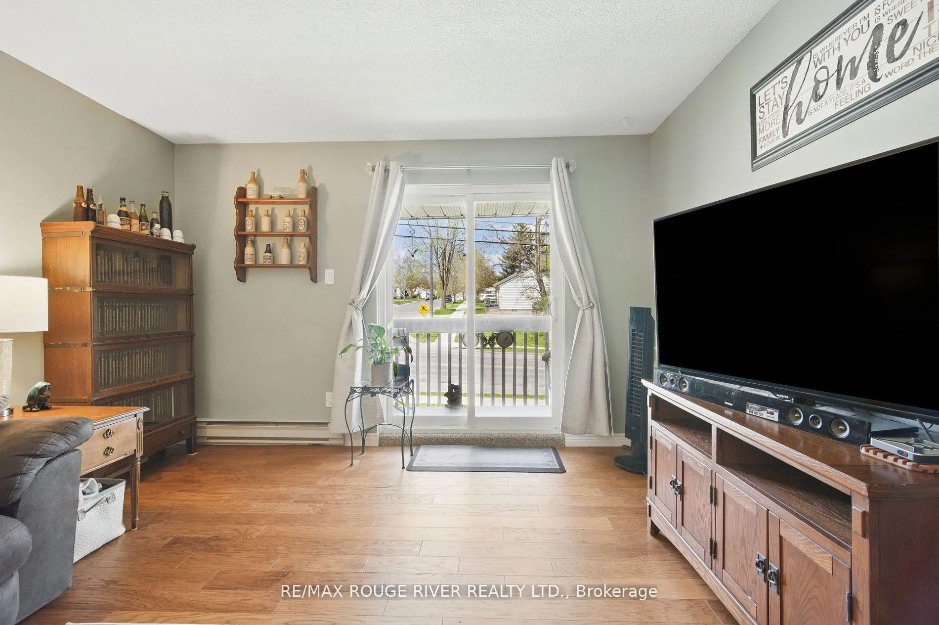 Photo 24 of Unit 222, 475 Parkhill Road W, Peterborough, Town Ward 3 — HOMEH